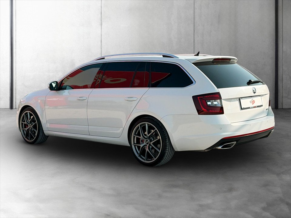 Skoda Octavia Combi 2.0 TSI  RS 245 | Bild 4 von 26
