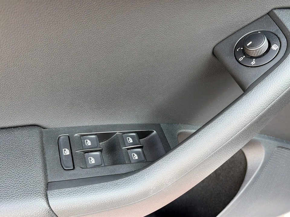 Skoda Octavia Combi 2.0 TSI  RS 245 | Bild 7 von 26