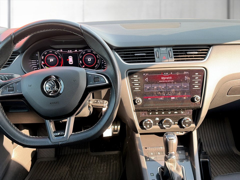 Skoda Octavia Combi 2.0 TSI  RS 245 | Bild 9 von 26