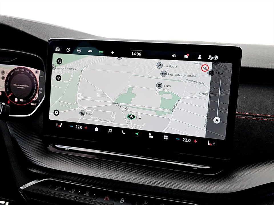 Skoda Octavia Combi 2.0 TSI DSG RS | Bild 19 von 27