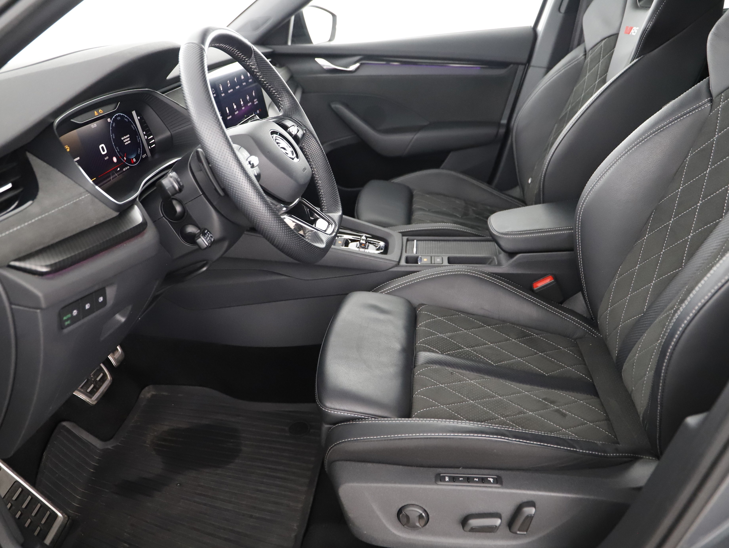 Skoda Octavia Combi 1.4 TSI RS iV | Bild 3 von 22