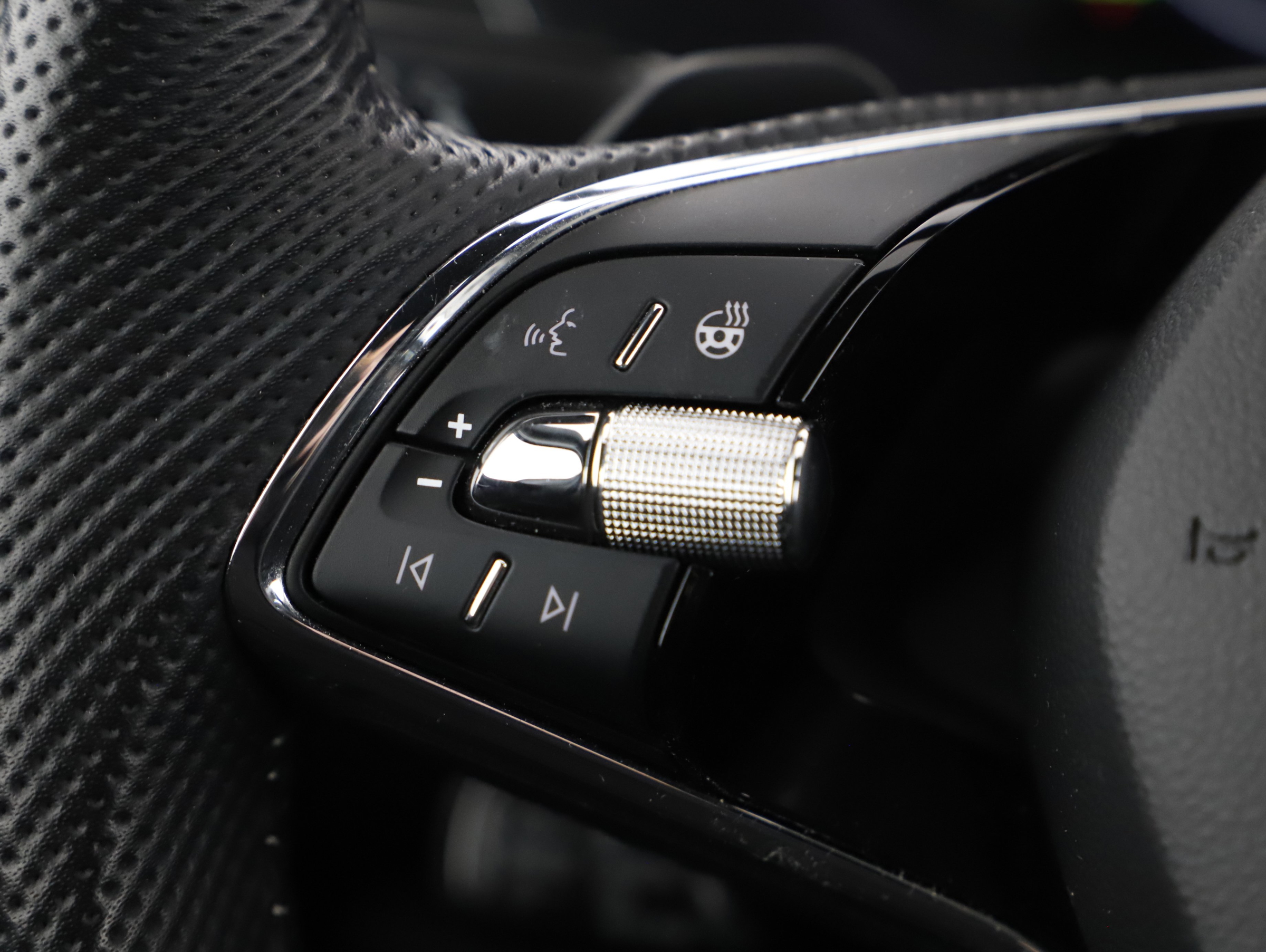 Skoda Octavia Combi 1.4 TSI RS iV | Bild 13 von 22