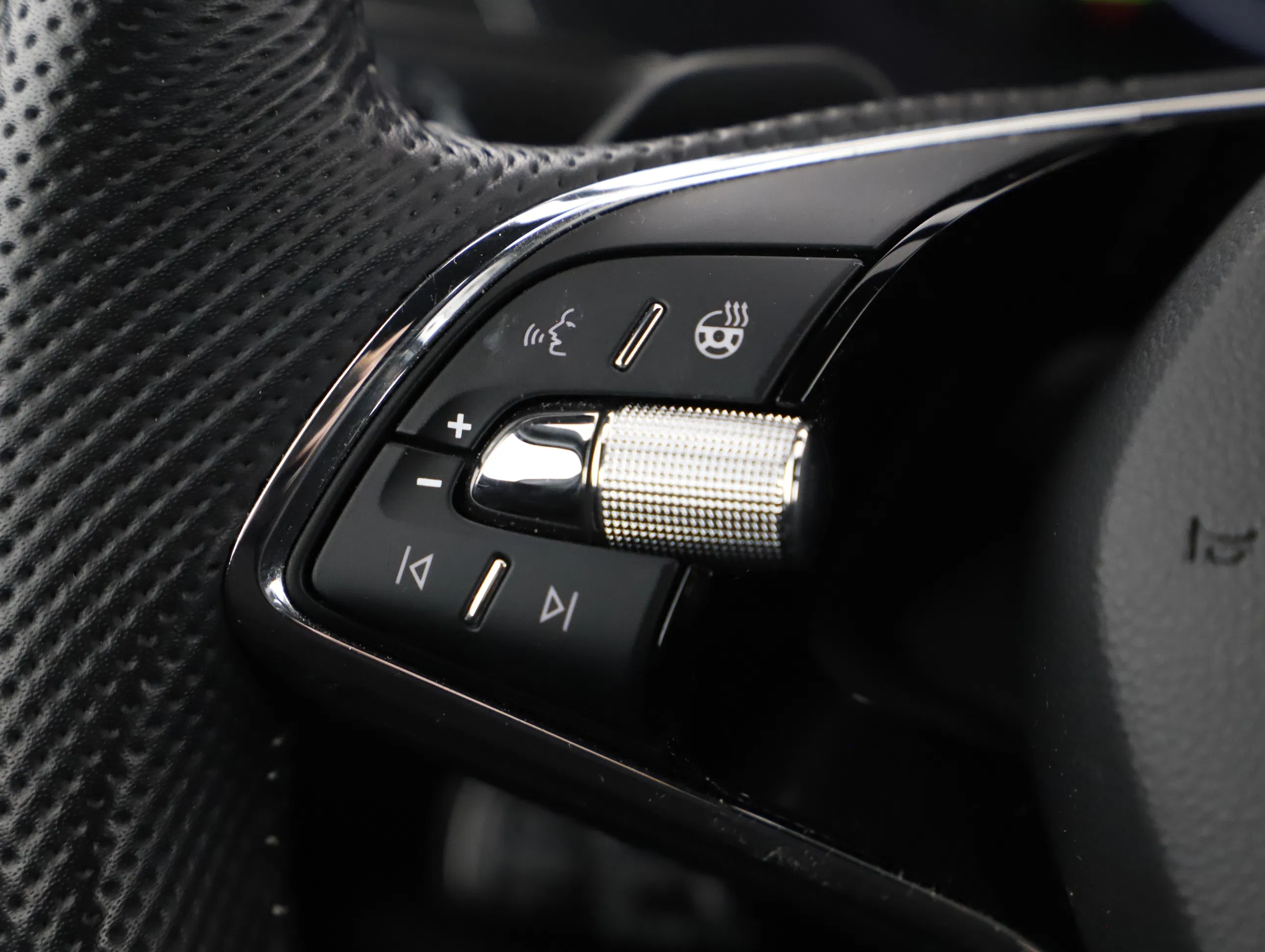 Skoda Octavia Combi 1.4 TSI RS iV | Bild 19 von 28