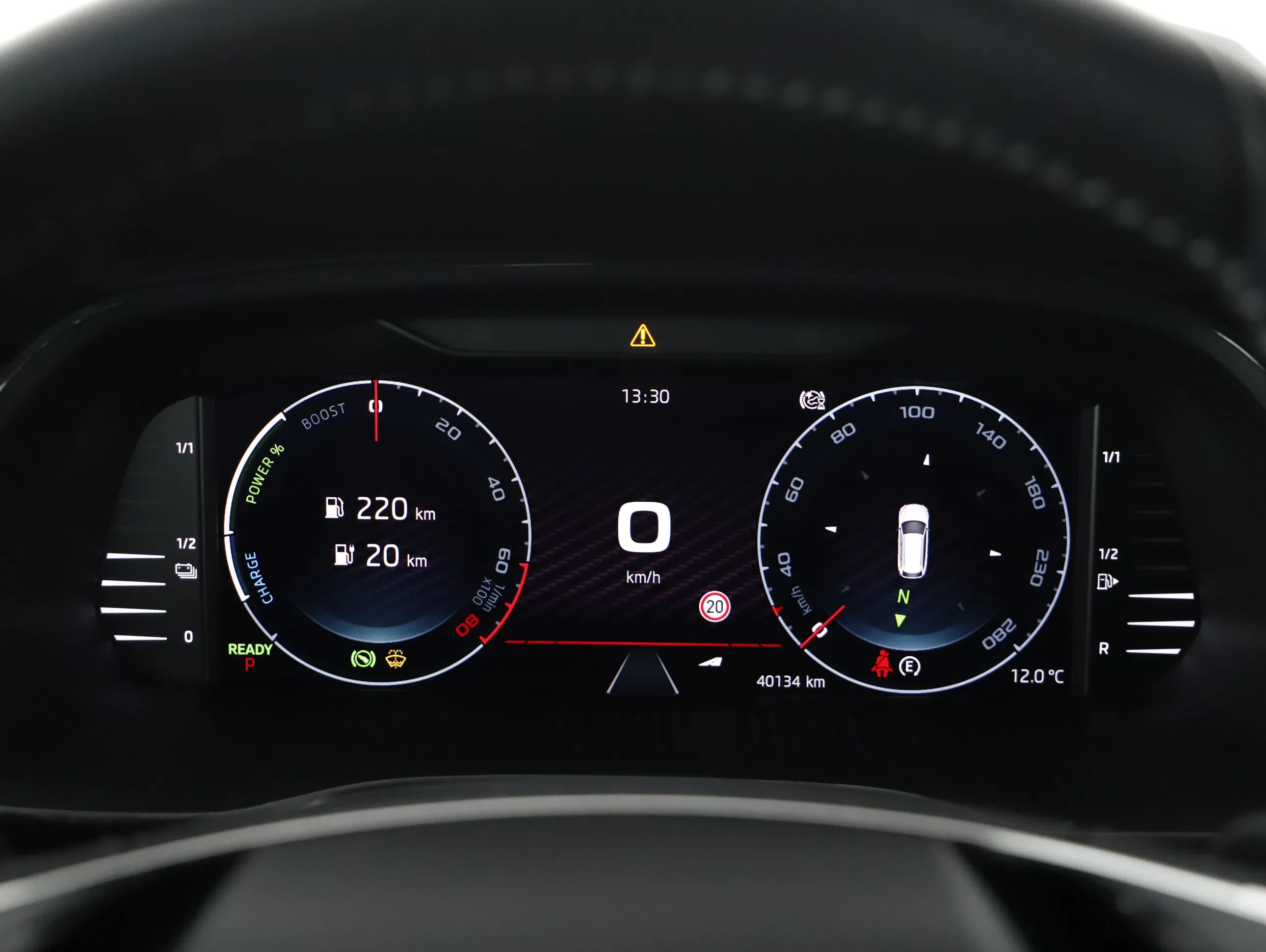 Skoda Octavia Combi 1.4 TSI RS iV | Bild 14 von 28