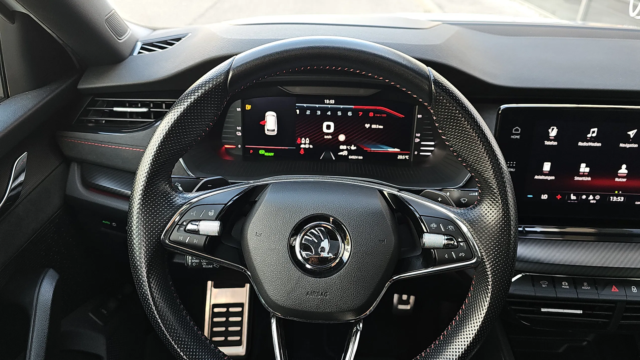 Skoda Octavia Combi 1.4 TSI RS iV | Bild 7 von 23