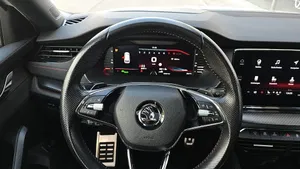 Skoda Octavia Combi 1.4 TSI RS iV | Thumbnail 7 von 23