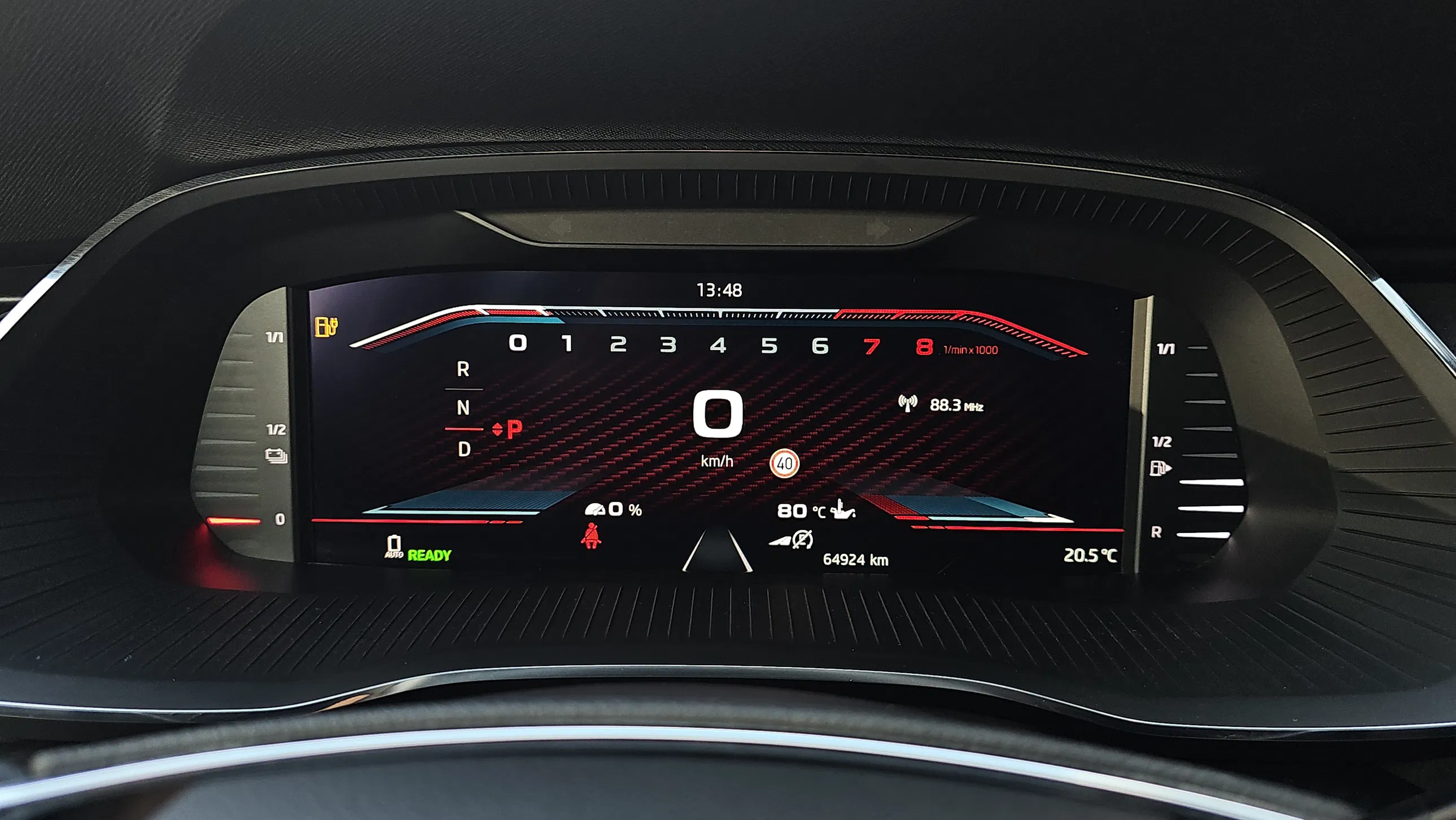 Skoda Octavia Combi 1.4 TSI RS iV | Bild 8 von 23