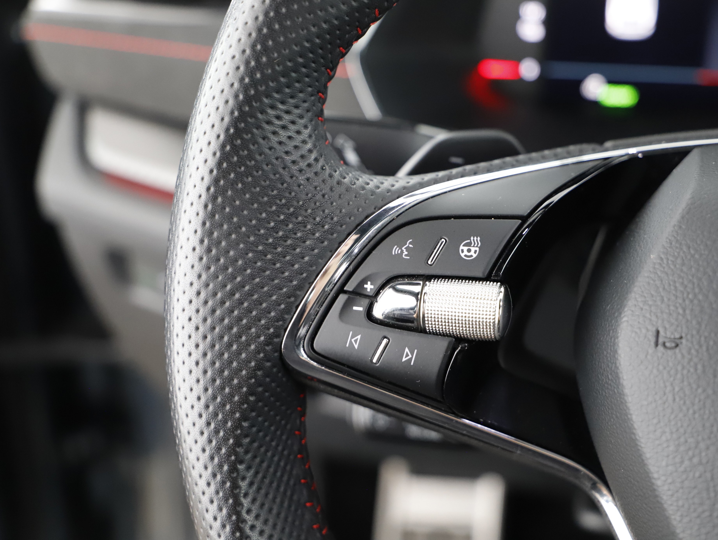 Skoda Octavia Combi 1.4 TSI RS iV | Bild 18 von 31