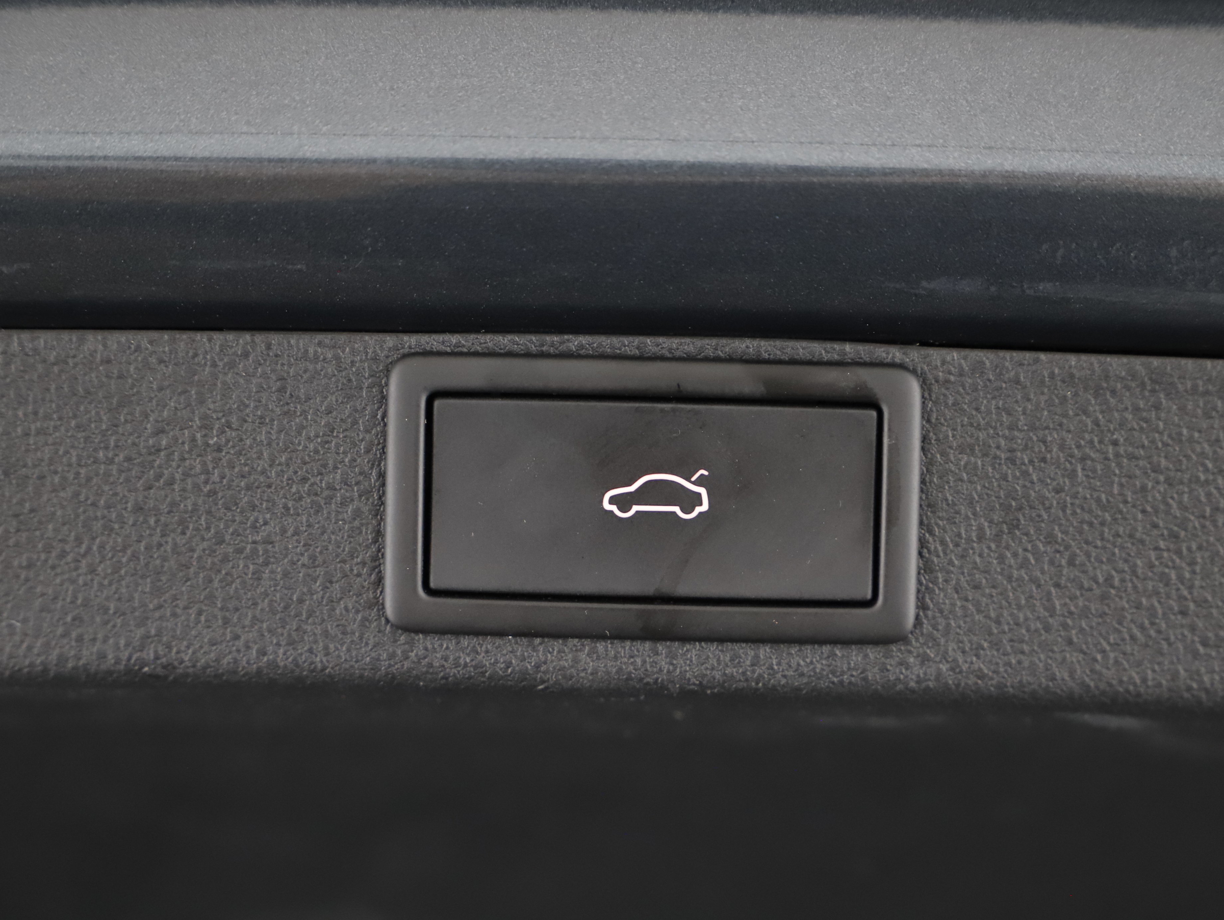 Skoda Octavia Combi 1.4 TSI RS iV | Bild 26 von 31