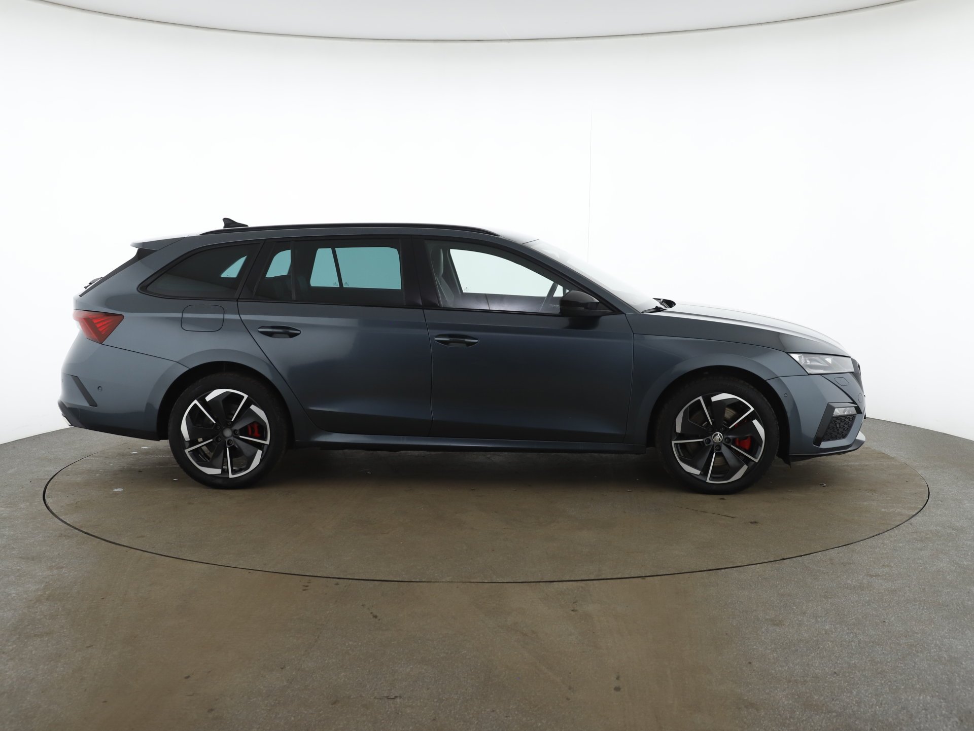 Skoda Octavia Combi 1.4 TSI RS iV | Bild 5 von 31