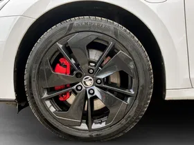 Skoda Octavia Combi RS iV DSG | Thumbnail 8 von 25
