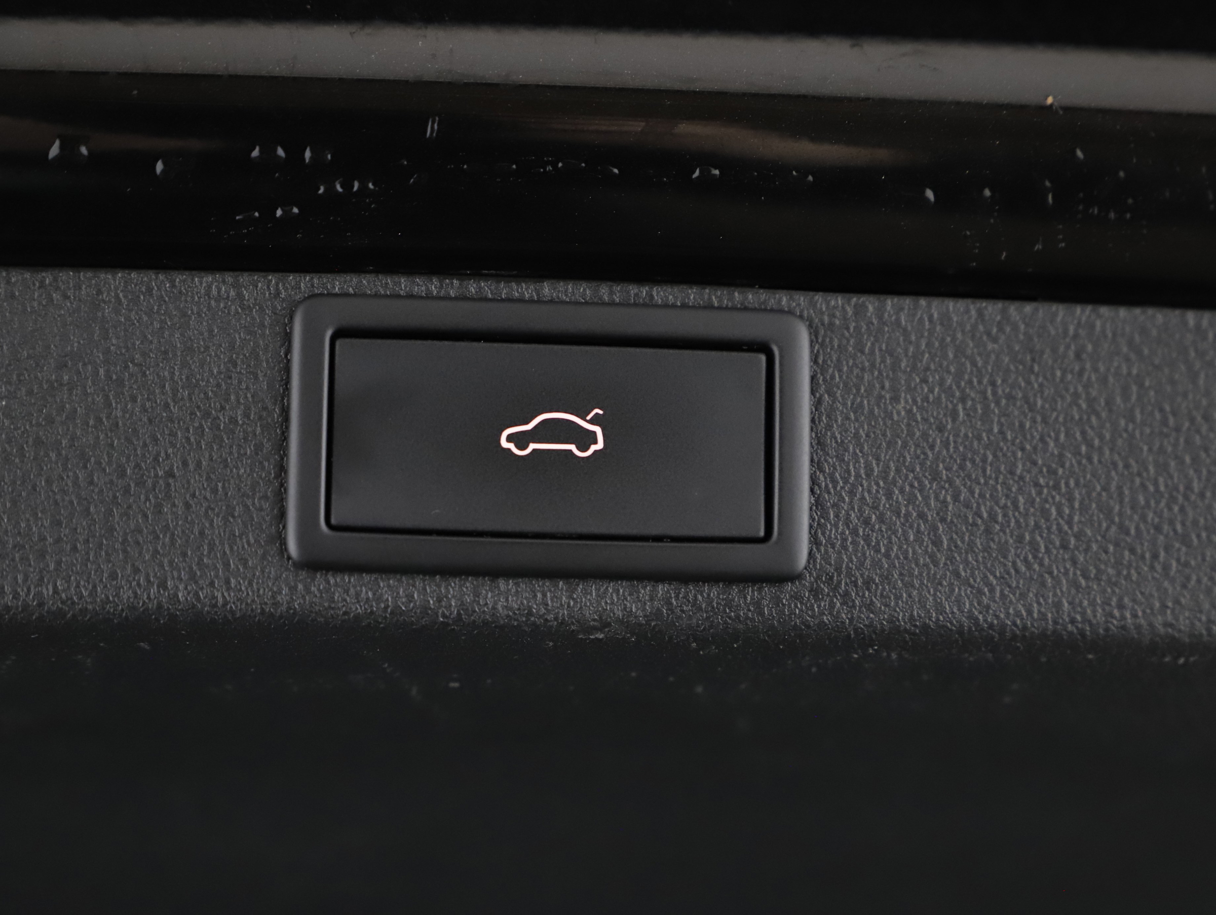 Skoda Octavia Combi 1.4 TSI RS iV | Bild 18 von 23