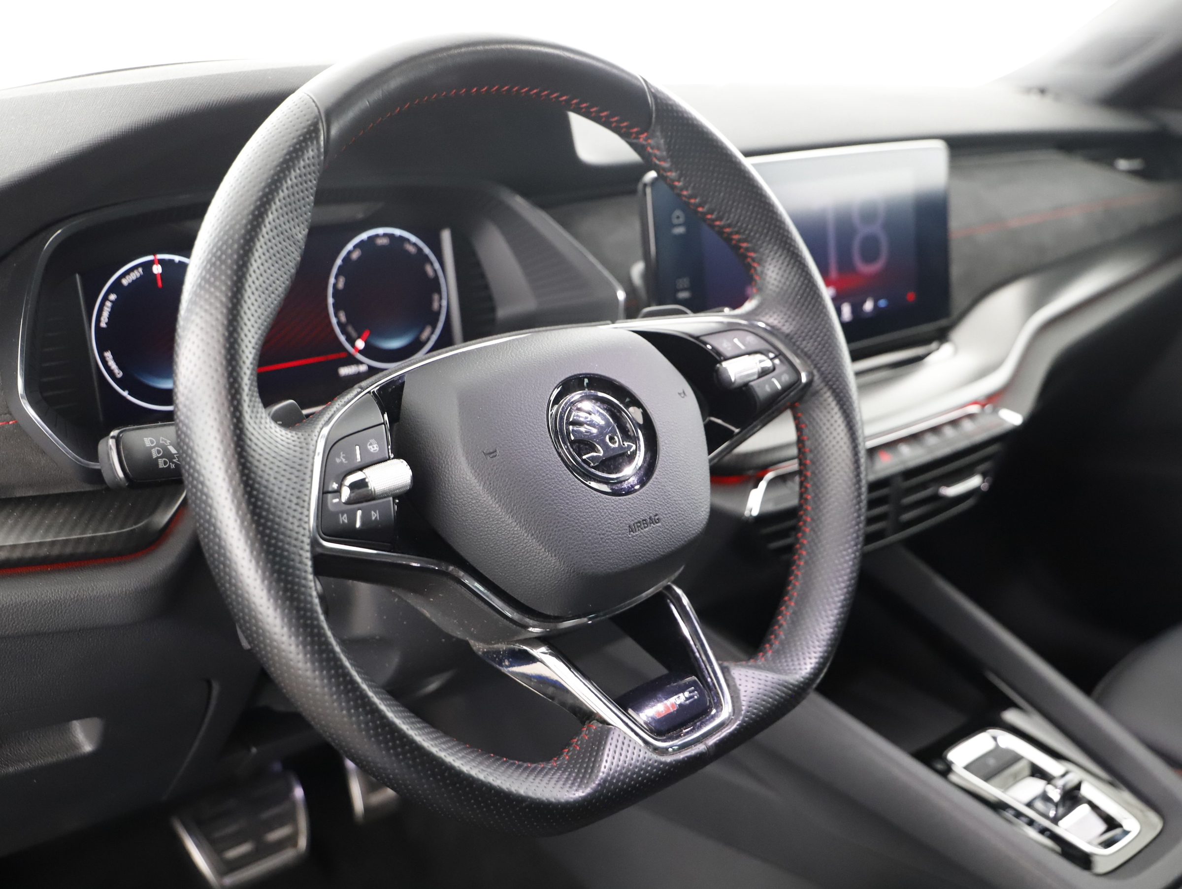 Skoda Octavia Combi 1.4 TSI RS iV | Bild 6 von 26