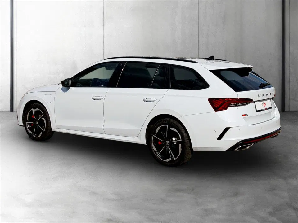 Skoda Octavia Combi RS iV DSG | Bild 4 von 25