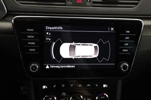 Skoda Superb Combi 1.4 TSI iV Sportline | Thumbnail 18 von 27