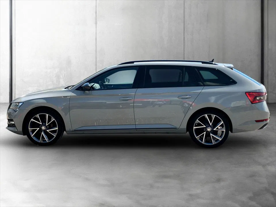 Skoda Superb Combi 1.4TSI iV | Bild 3 von 28