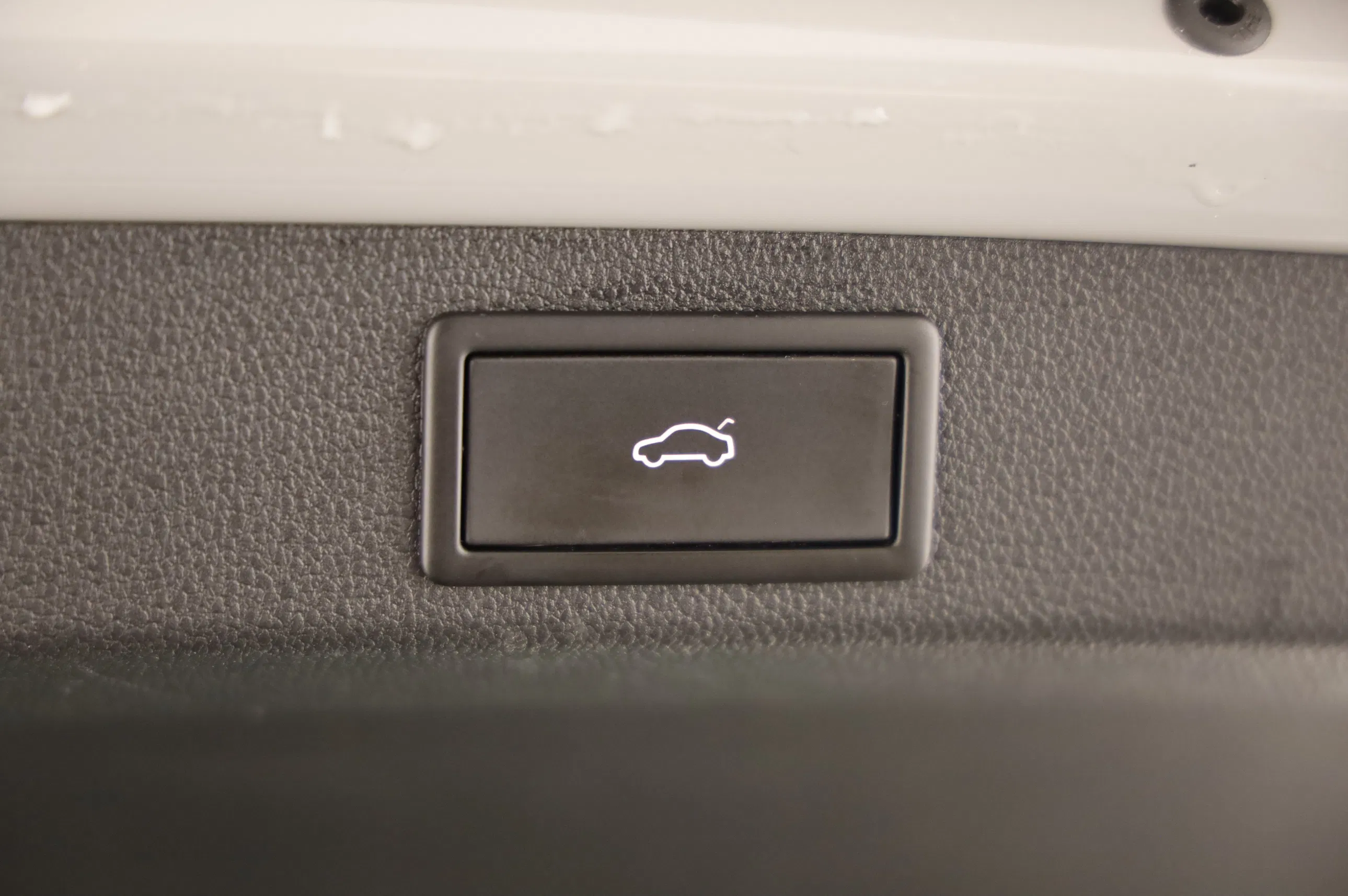 Skoda Superb Combi 1.4 TSI iV Sportline | Bild 23 von 27