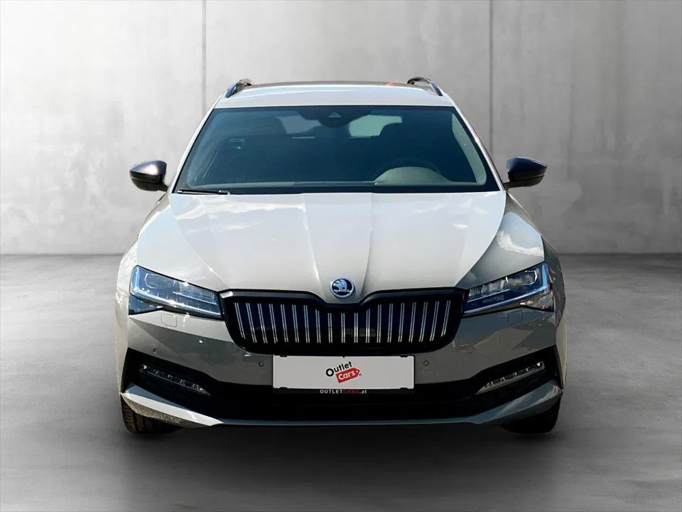 Skoda Superb Combi 1.4TSI iV | Bild 5 von 28