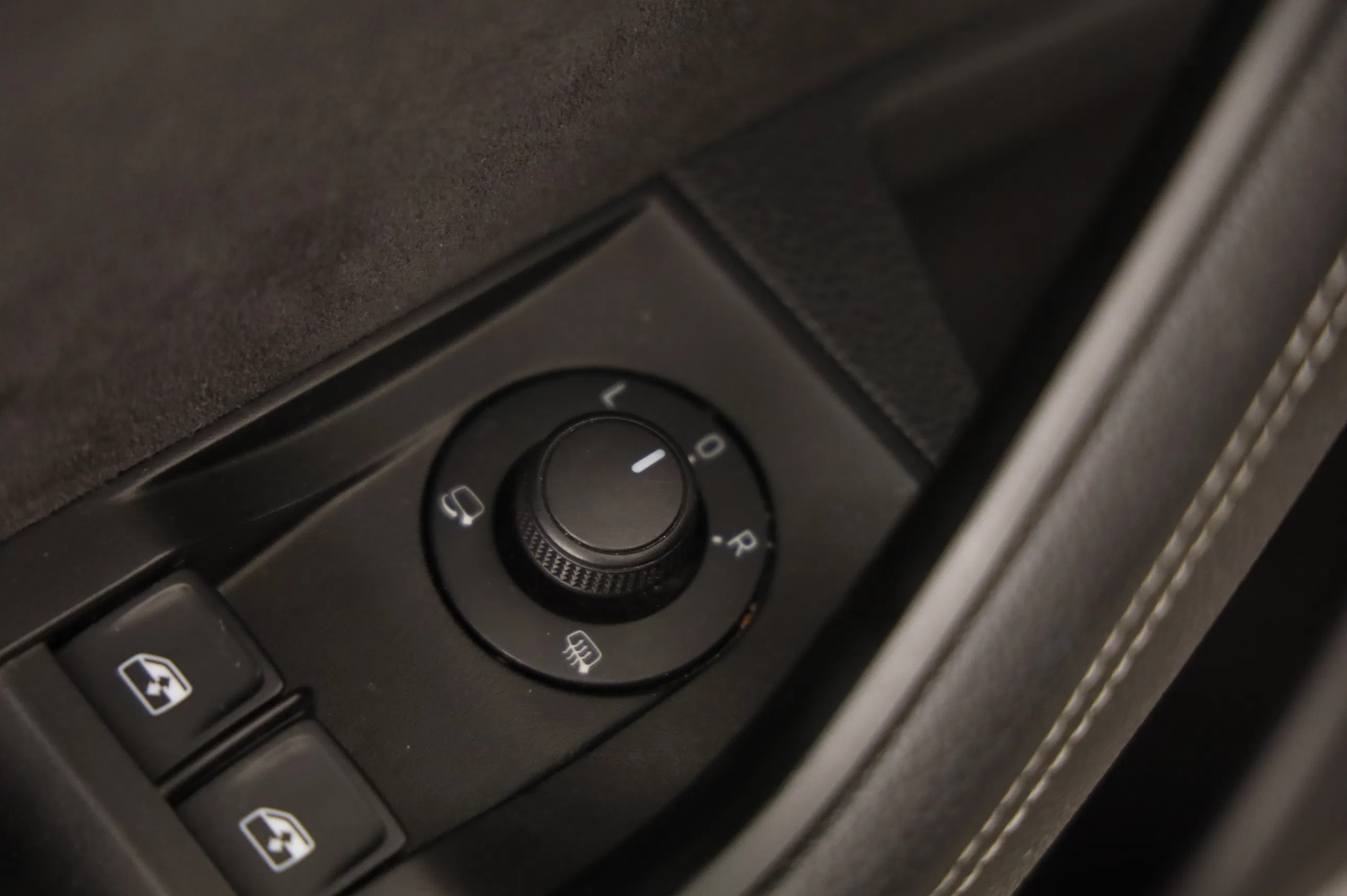 Skoda Superb Combi 1.4 TSI iV Sportline | Bild 7 von 27