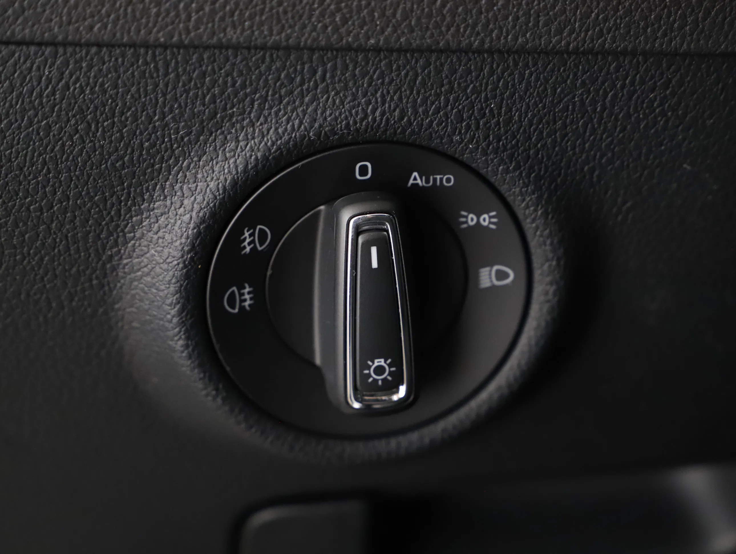 Skoda Superb Combi 1.4 TSI iV Sportline | Bild 6 von 24