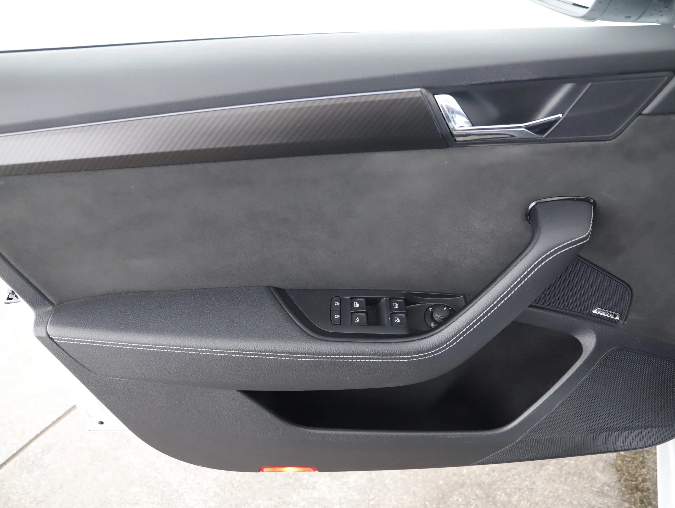 Skoda Superb Combi 1.4 TSI iV Sportline | Bild 3 von 24