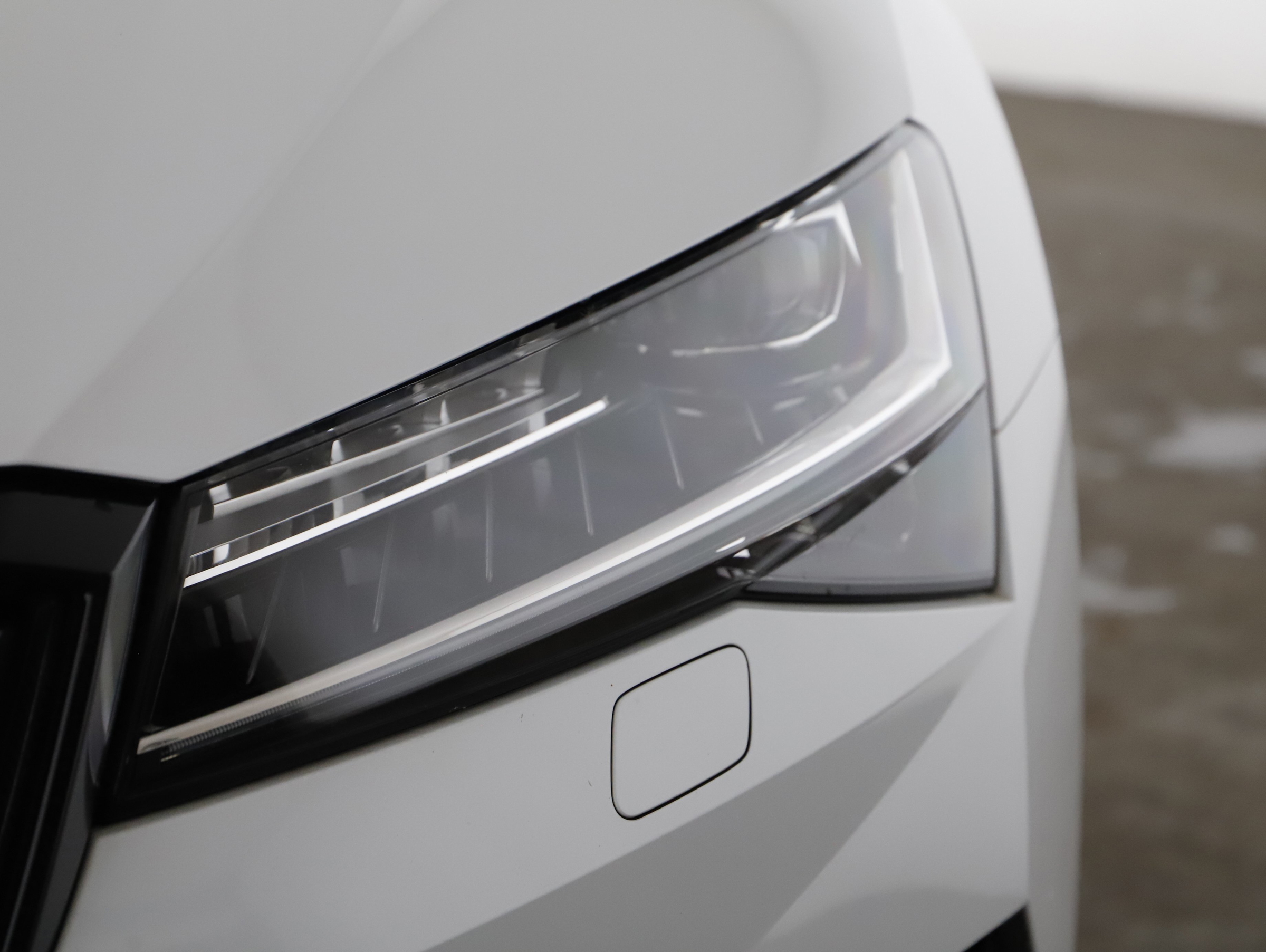 Skoda Superb Combi 1.4 TSI iV Sportline | Bild 23 von 24