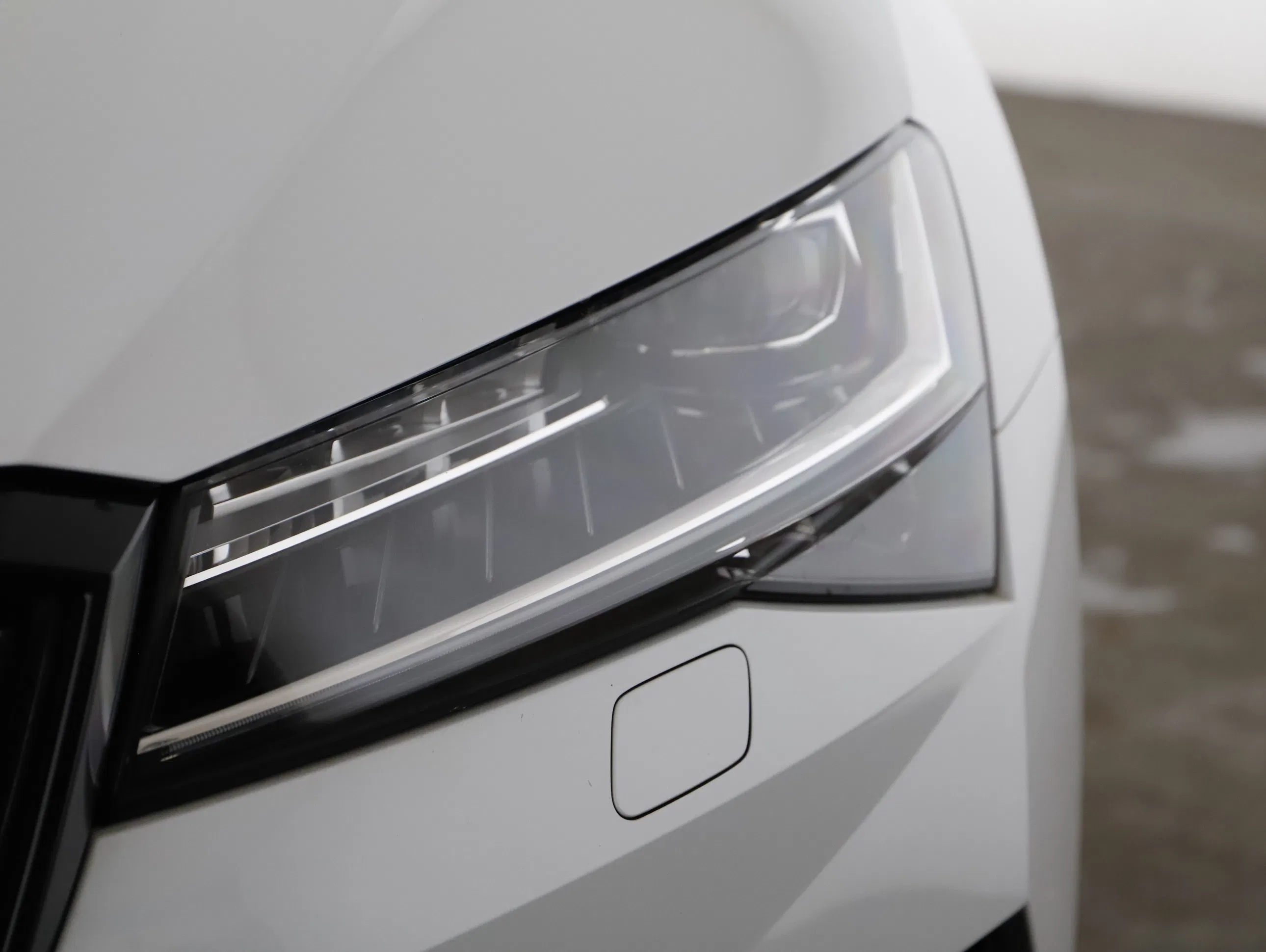 Skoda Superb Combi 1.4 TSI iV Sportline | Bild 23 von 24
