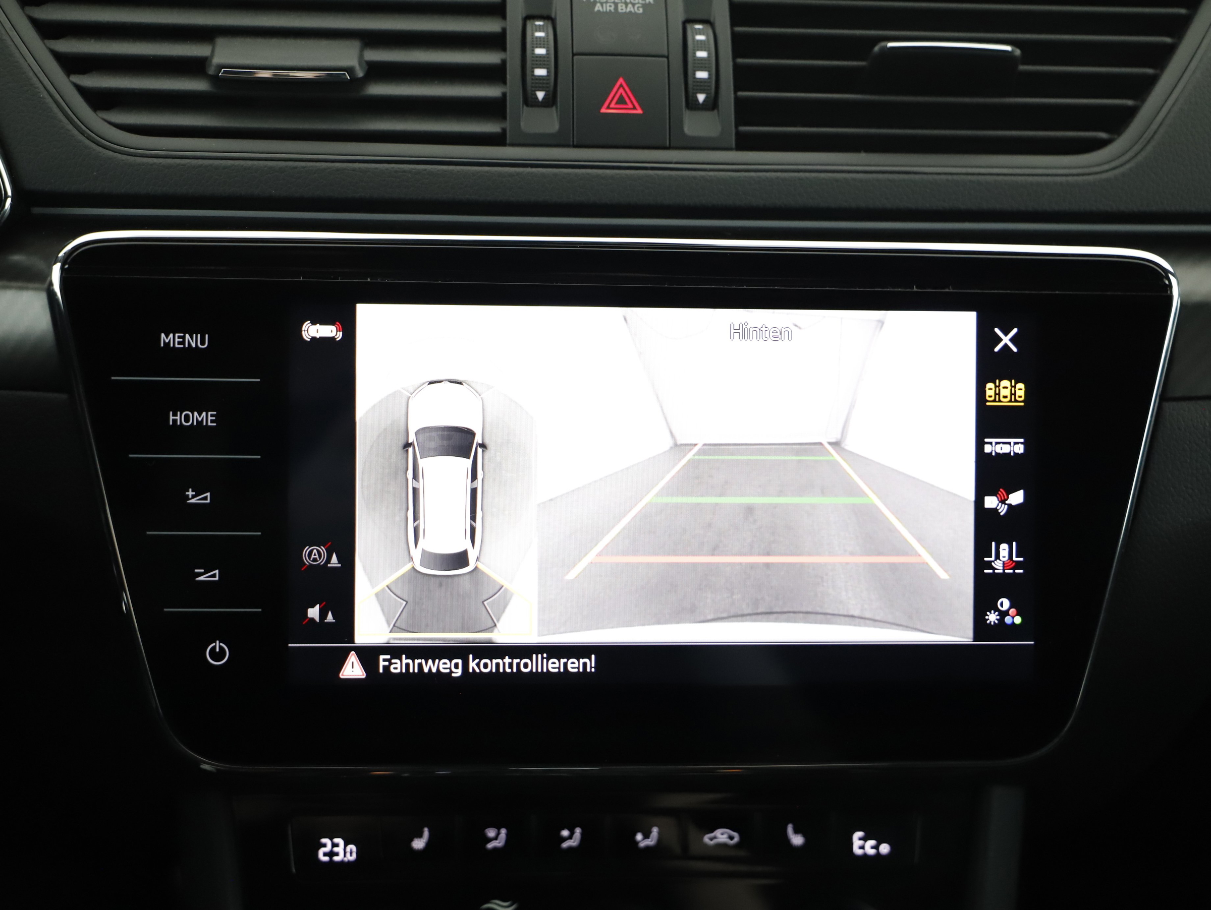 Skoda Superb Combi 1.4 TSI iV Sportline | Bild 16 von 24