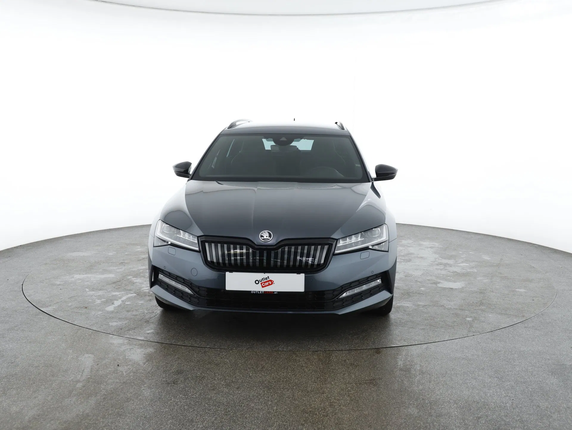 Skoda Superb Combi 1.4 TSI iV Sportline | Bild 11 von 31