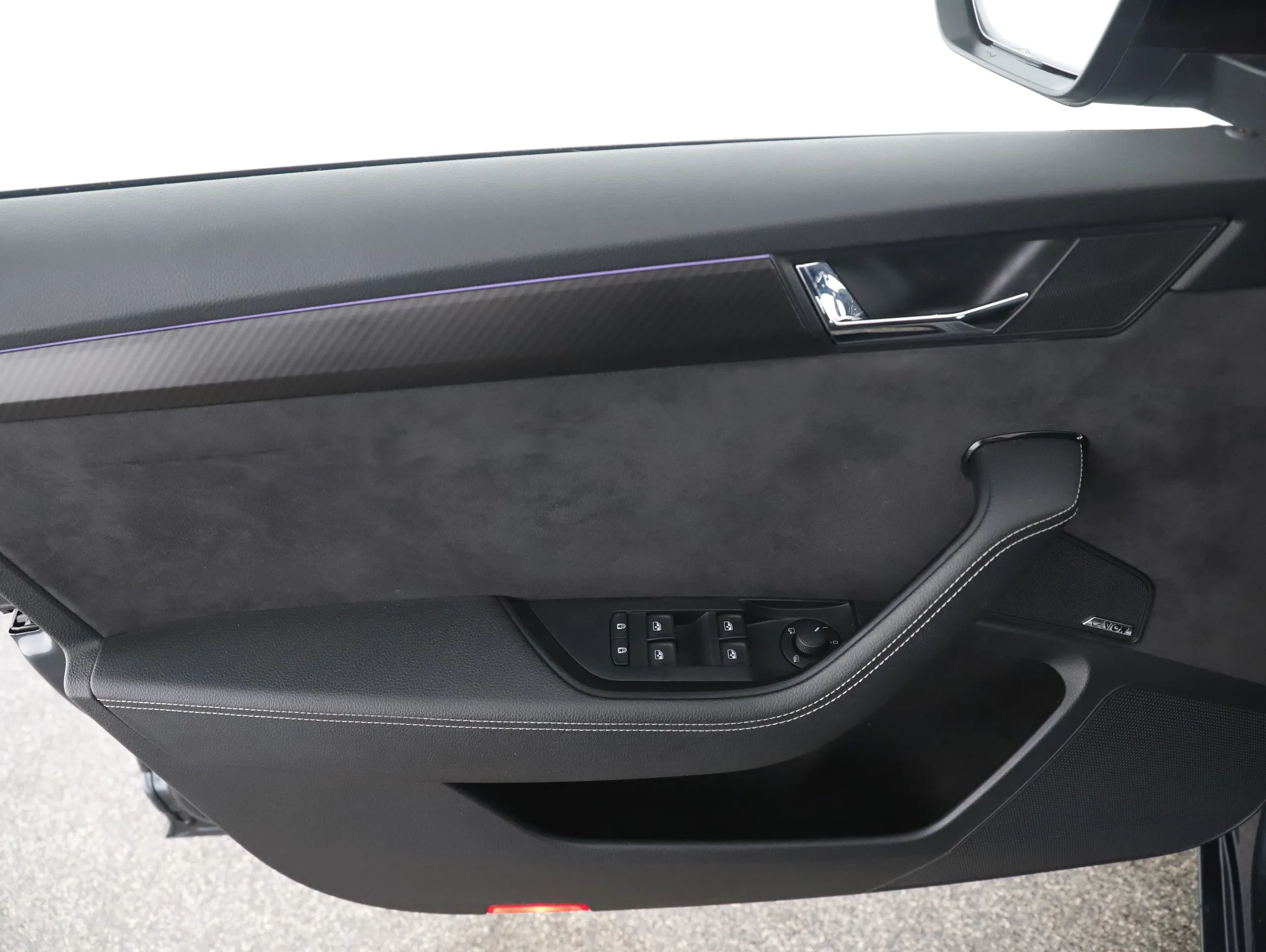 Skoda Superb Combi 1.4 TSI iV Sportline | Bild 12 von 31