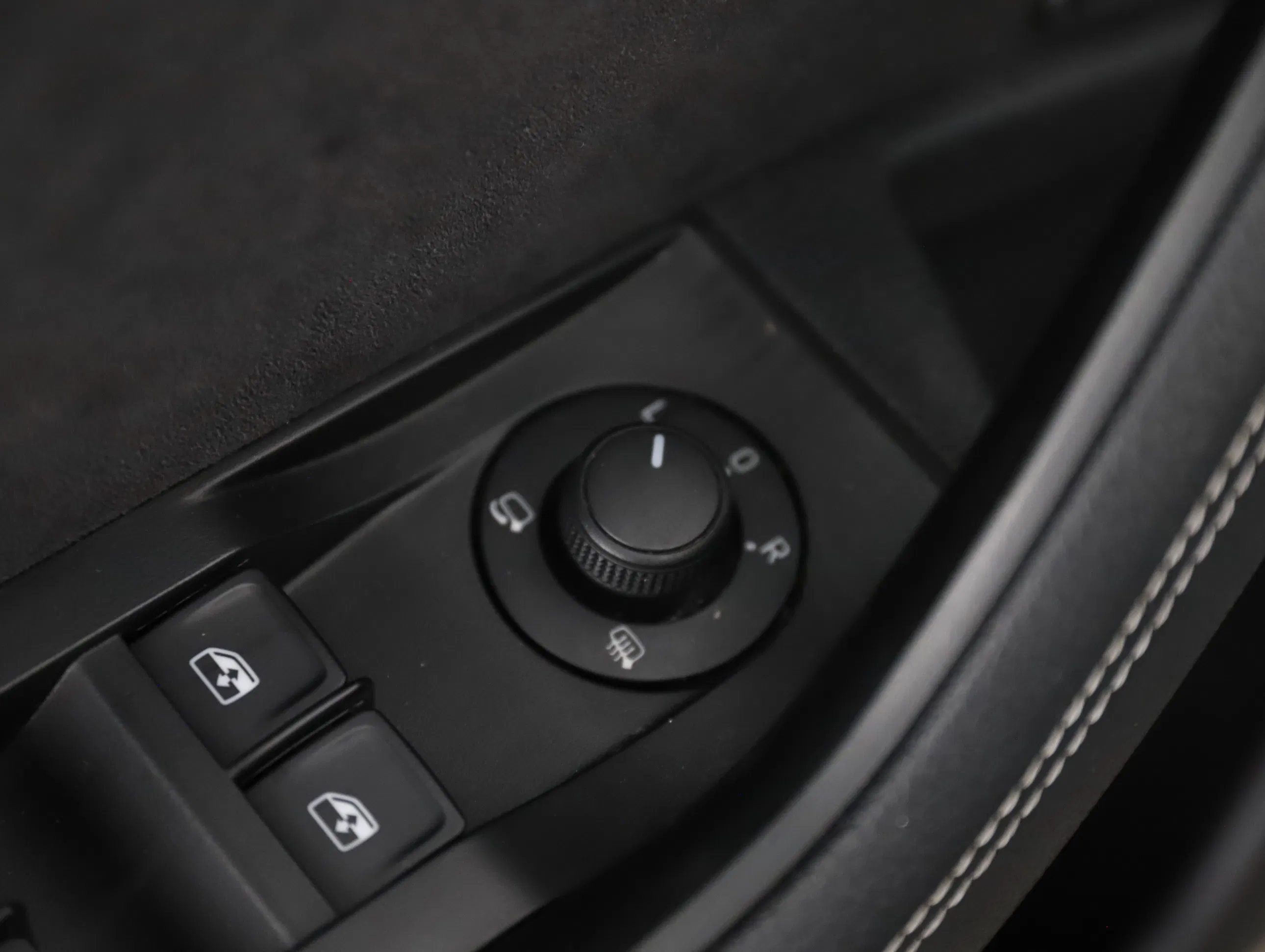 Skoda Superb Combi 1.4 TSI iV Sportline | Bild 13 von 31