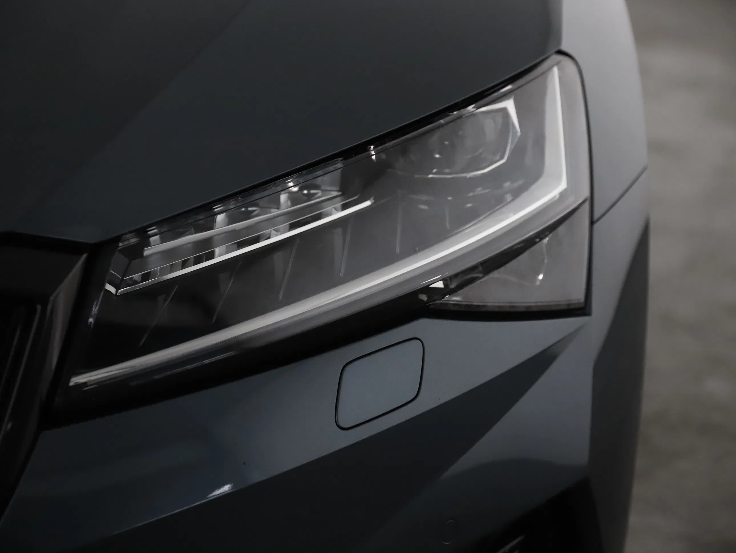 Skoda Superb Combi 1.4 TSI iV Sportline | Bild 30 von 31