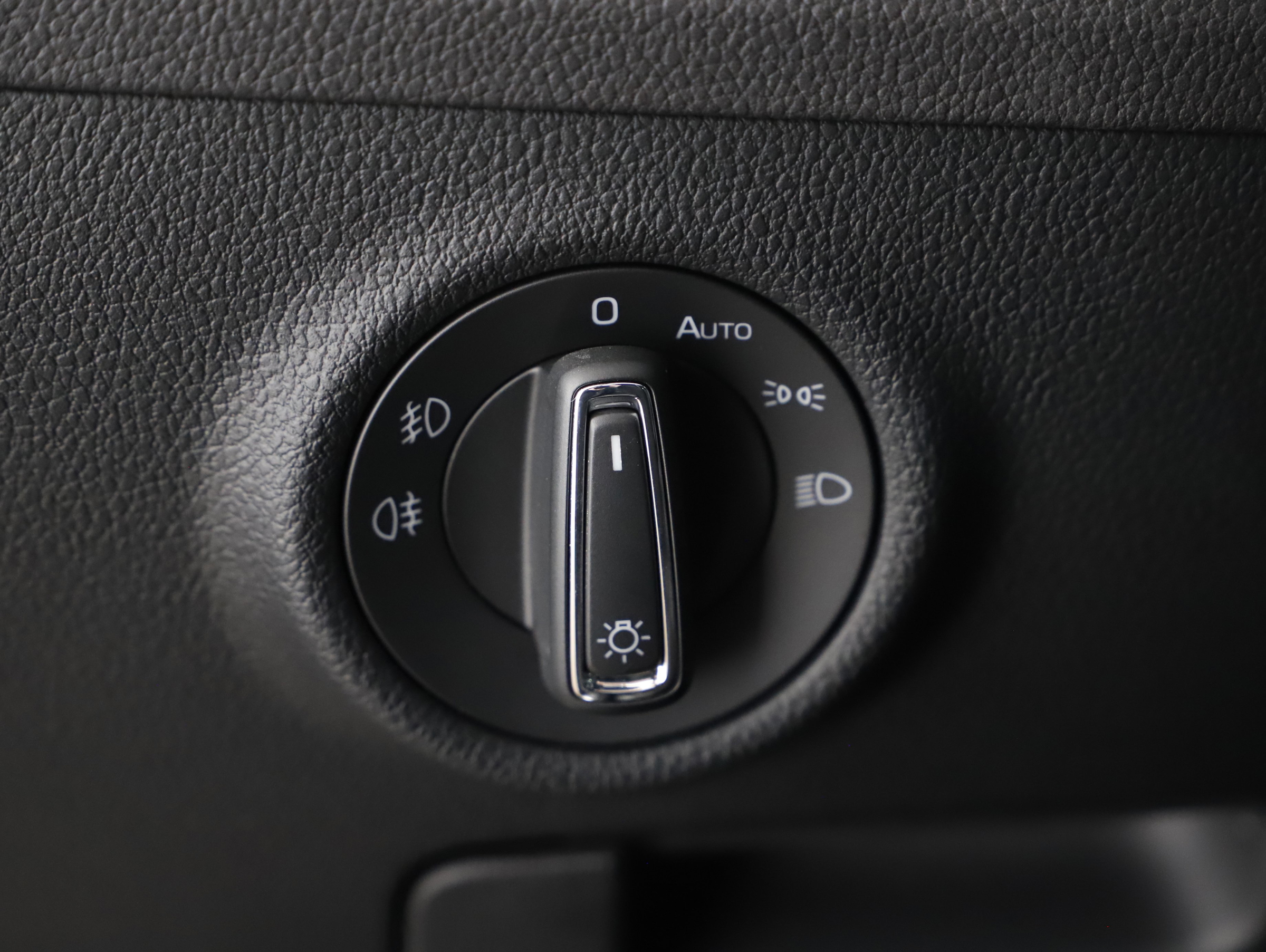 Skoda Superb Combi 1.4TSI iV Sportline | Bild 6 von 25