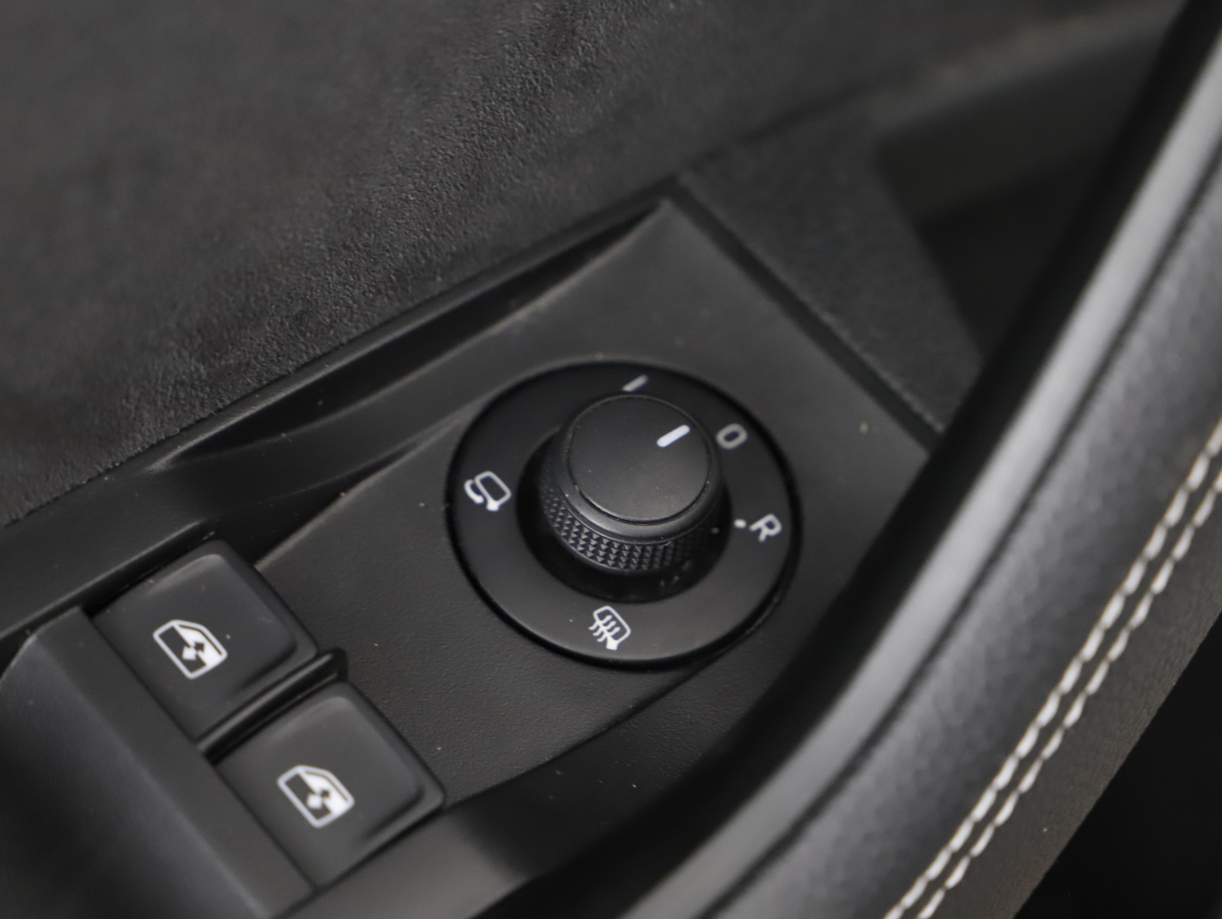 Skoda Superb Combi 1.4TSI iV Sportline | Bild 5 von 25