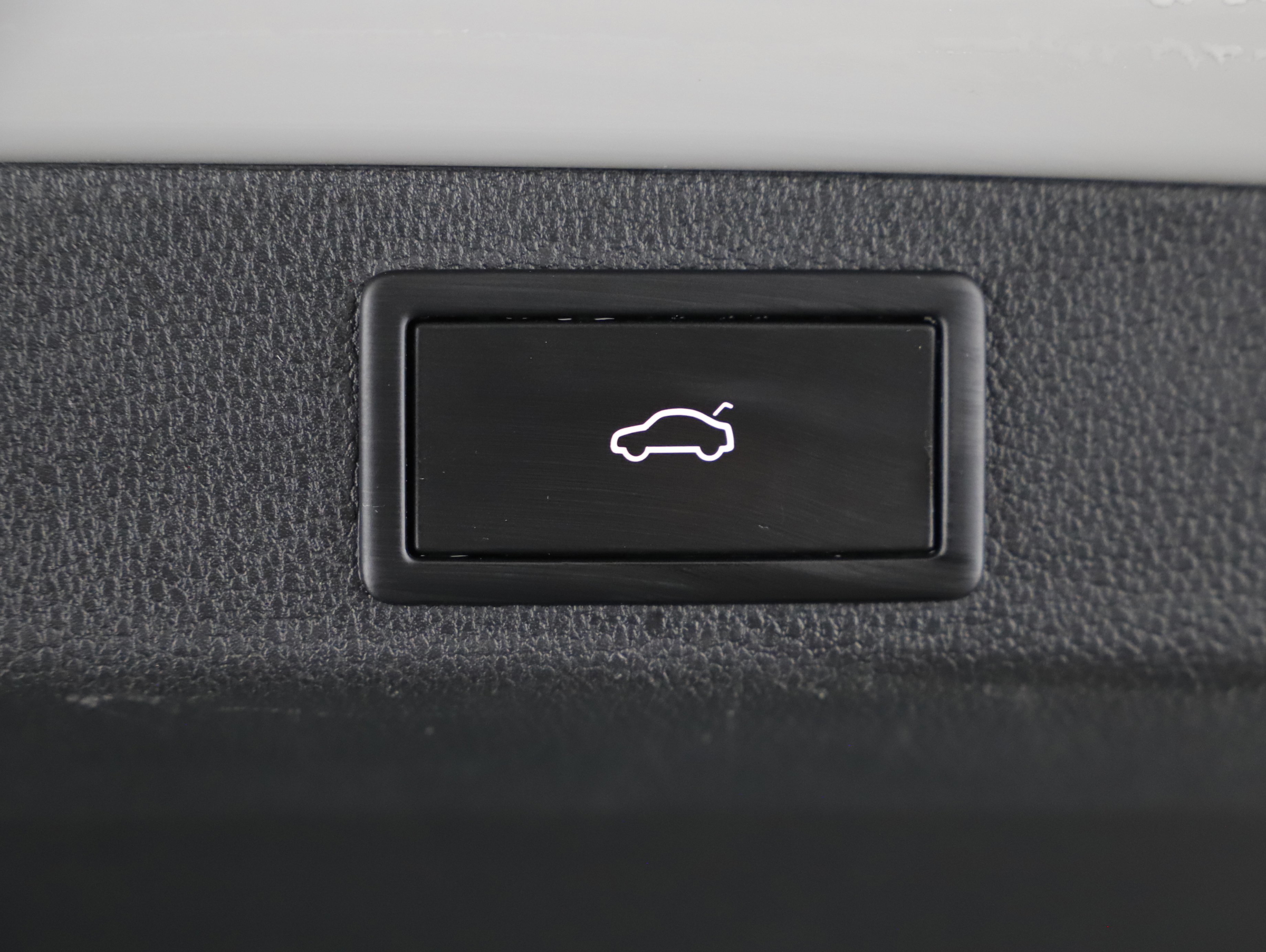 Skoda Superb Combi 1.4TSI iV Sportline | Bild 21 von 25