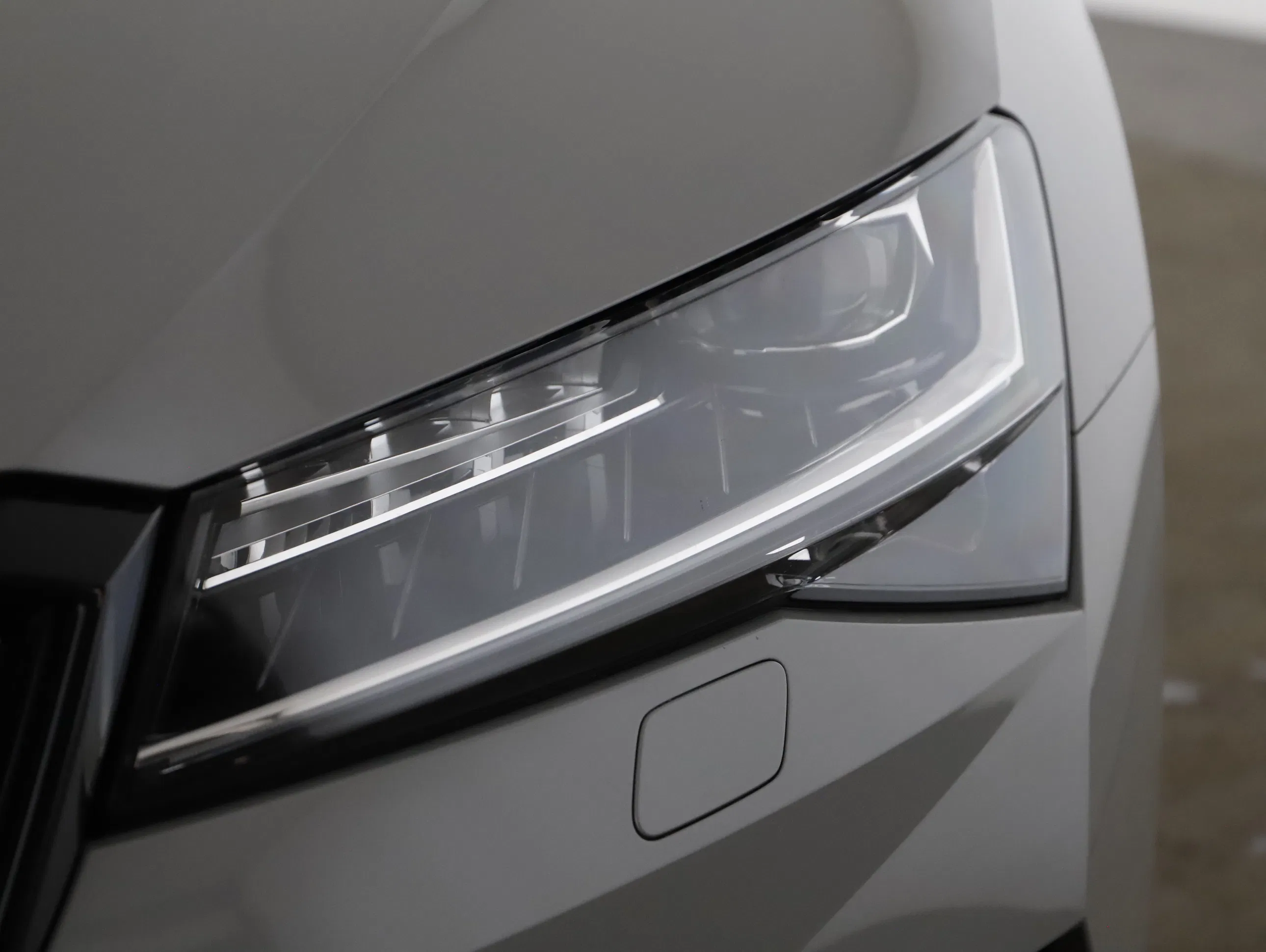 Skoda Superb Combi 1.4TSI iV Sportline | Bild 24 von 25