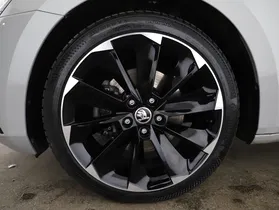 Skoda Superb Combi 1.4TSI iV Sportline | Thumbnail 25 von 25