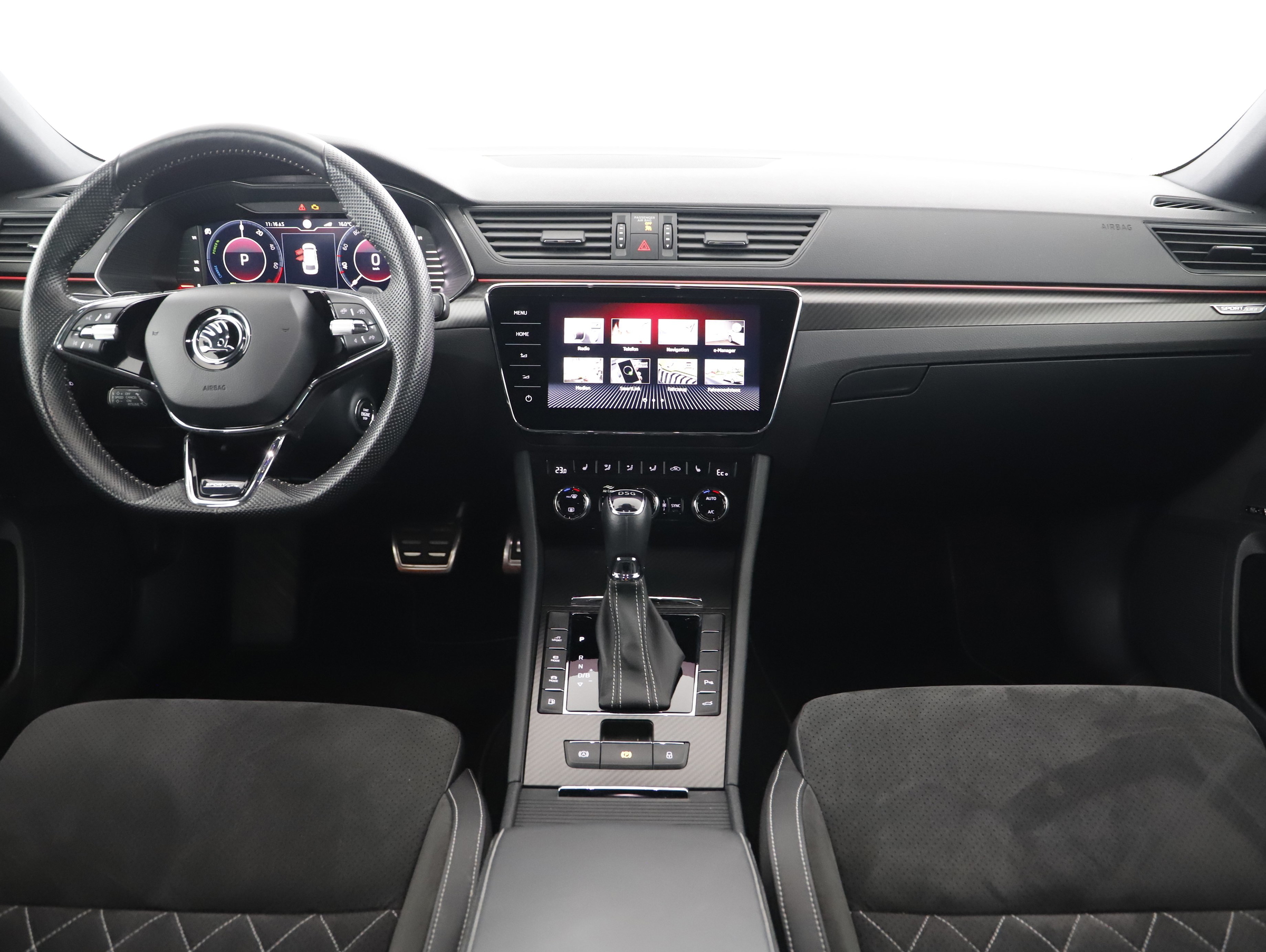 Skoda Superb Combi 1.4TSI iV Sportline | Bild 13 von 25