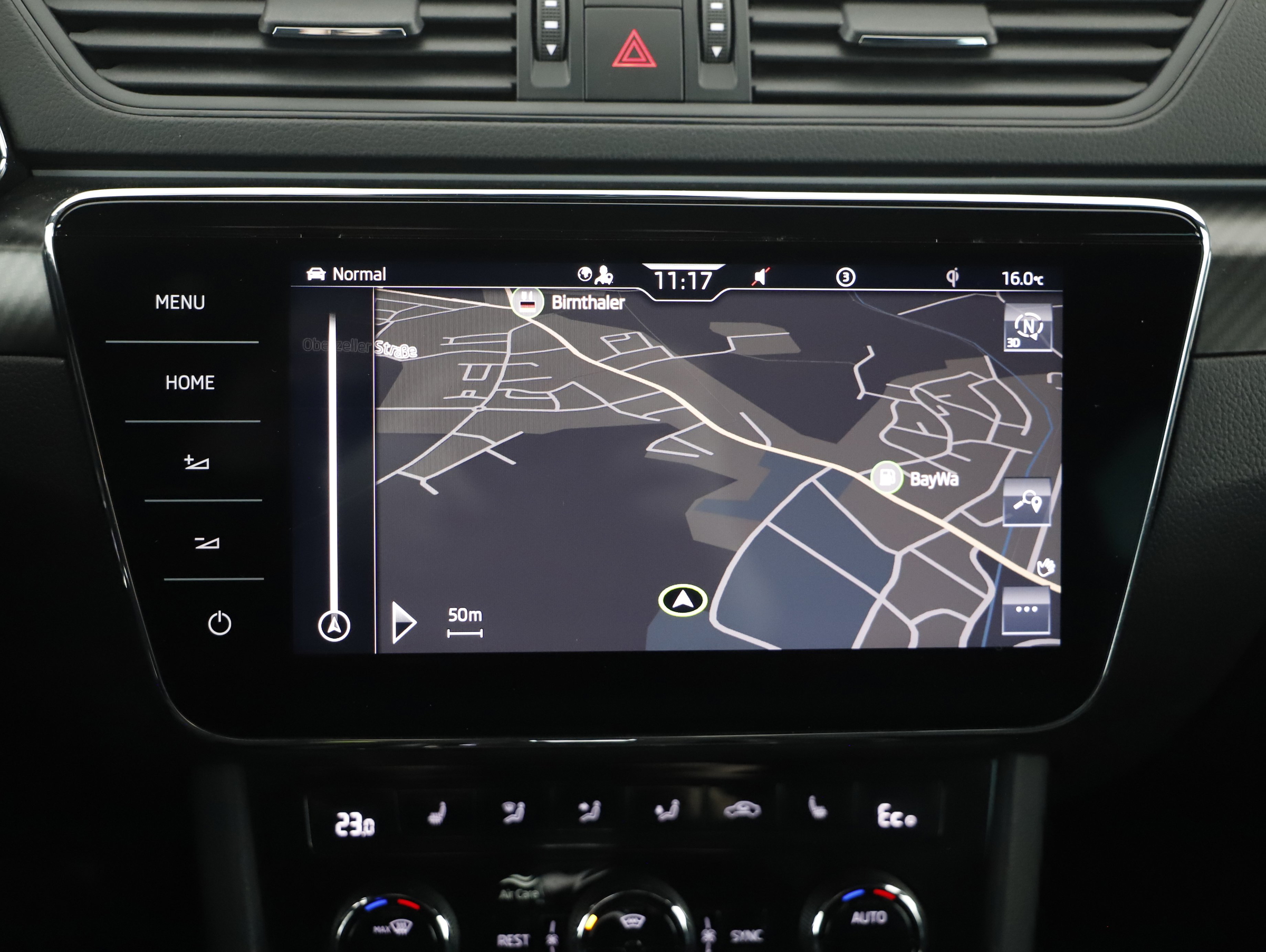 Skoda Superb Combi 1.4TSI iV Sportline | Bild 16 von 25