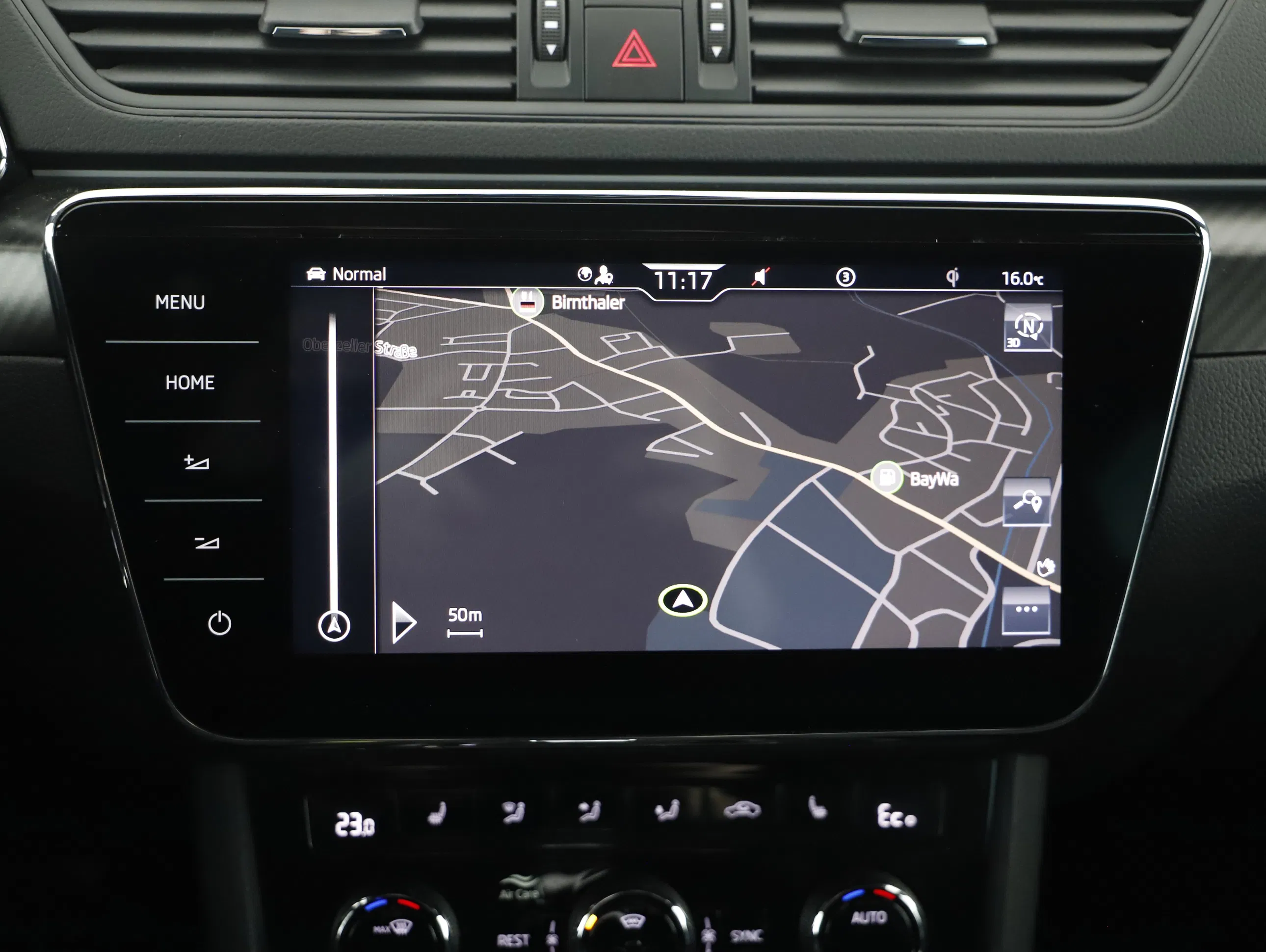 Skoda Superb Combi 1.4TSI iV Sportline | Bild 16 von 25