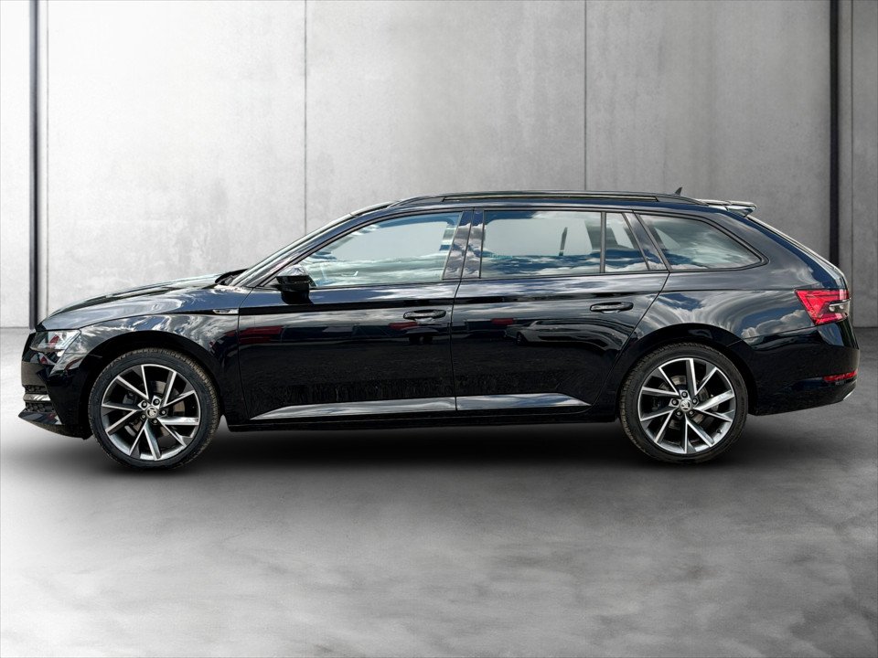 Skoda Superb Combi 1.4TSI iV | Bild 3 von 28