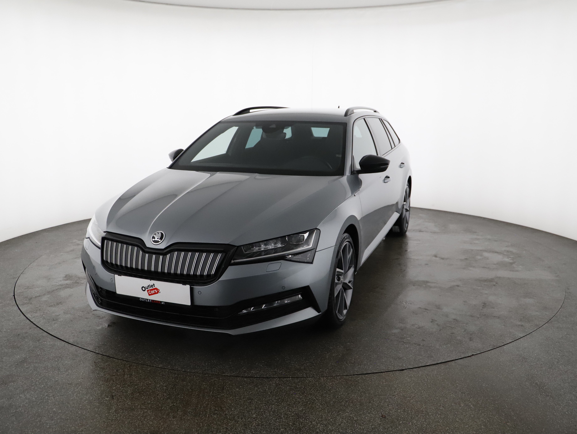 Skoda Superb Combi 1.4 TSI iV Sportline | Bild 2 von 31