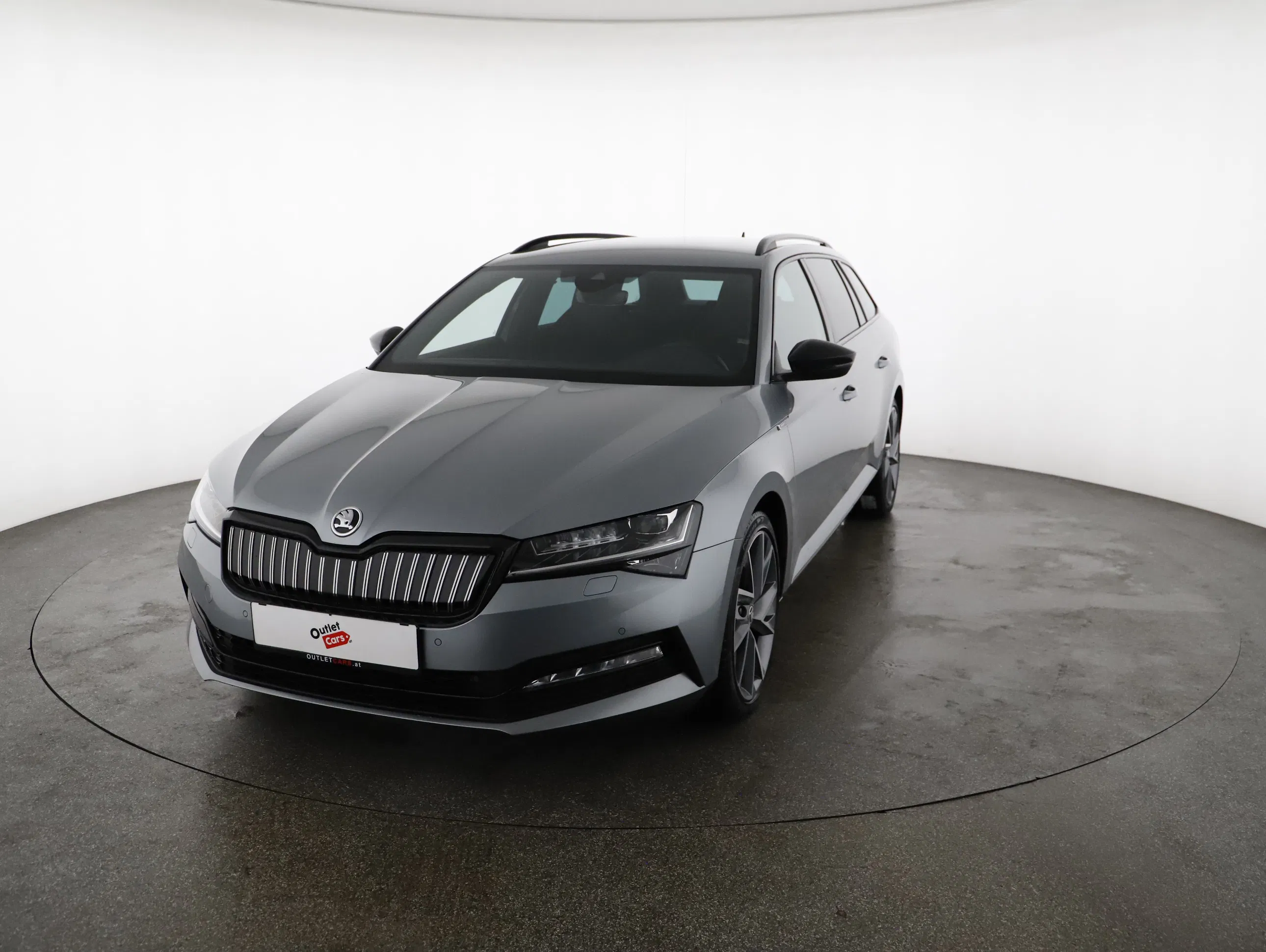 Skoda Superb Combi 1.4 TSI iV Sportline | Bild 2 von 31
