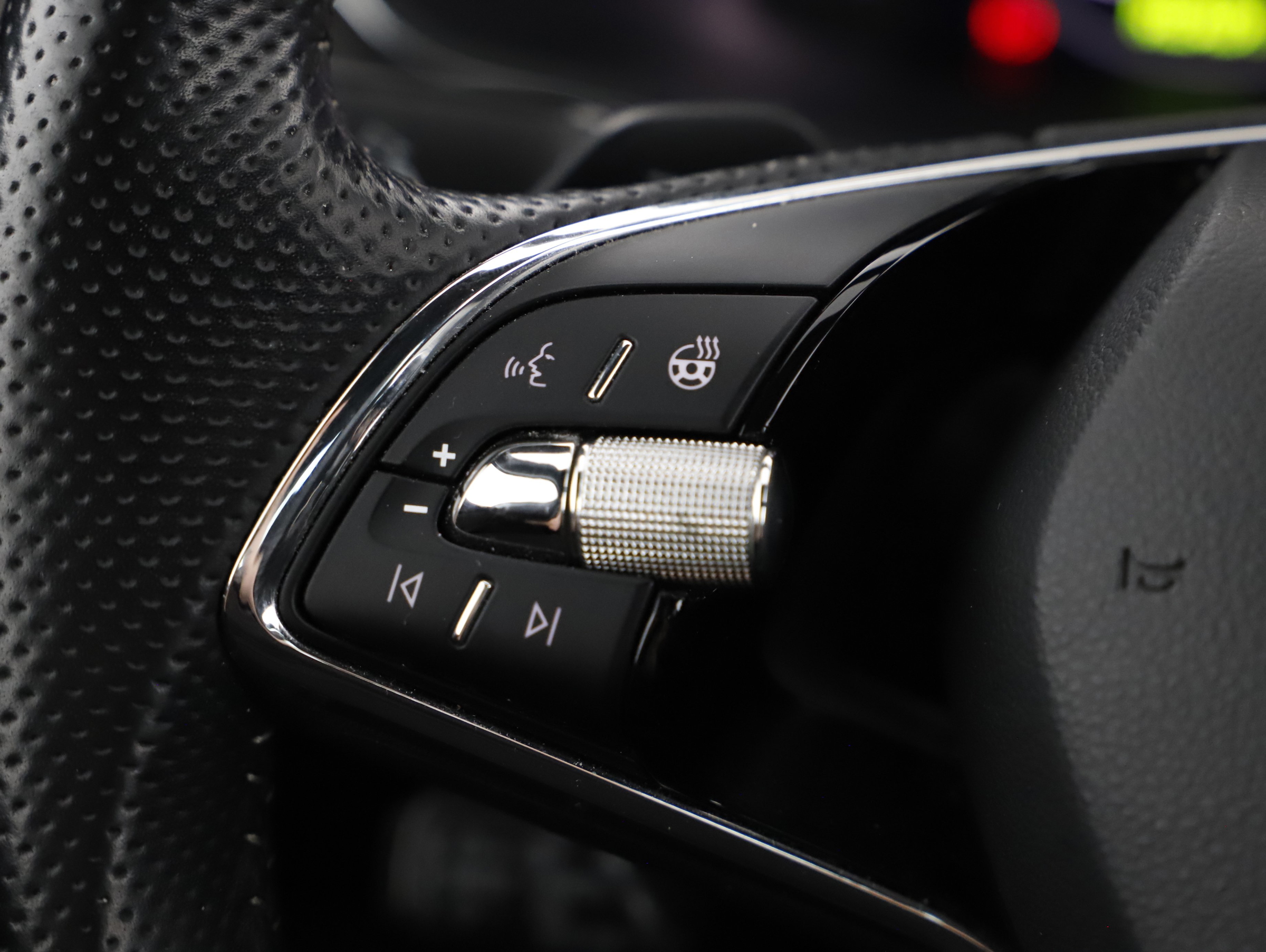 Skoda Superb Combi 1.4 TSI iV Sportline | Bild 16 von 31