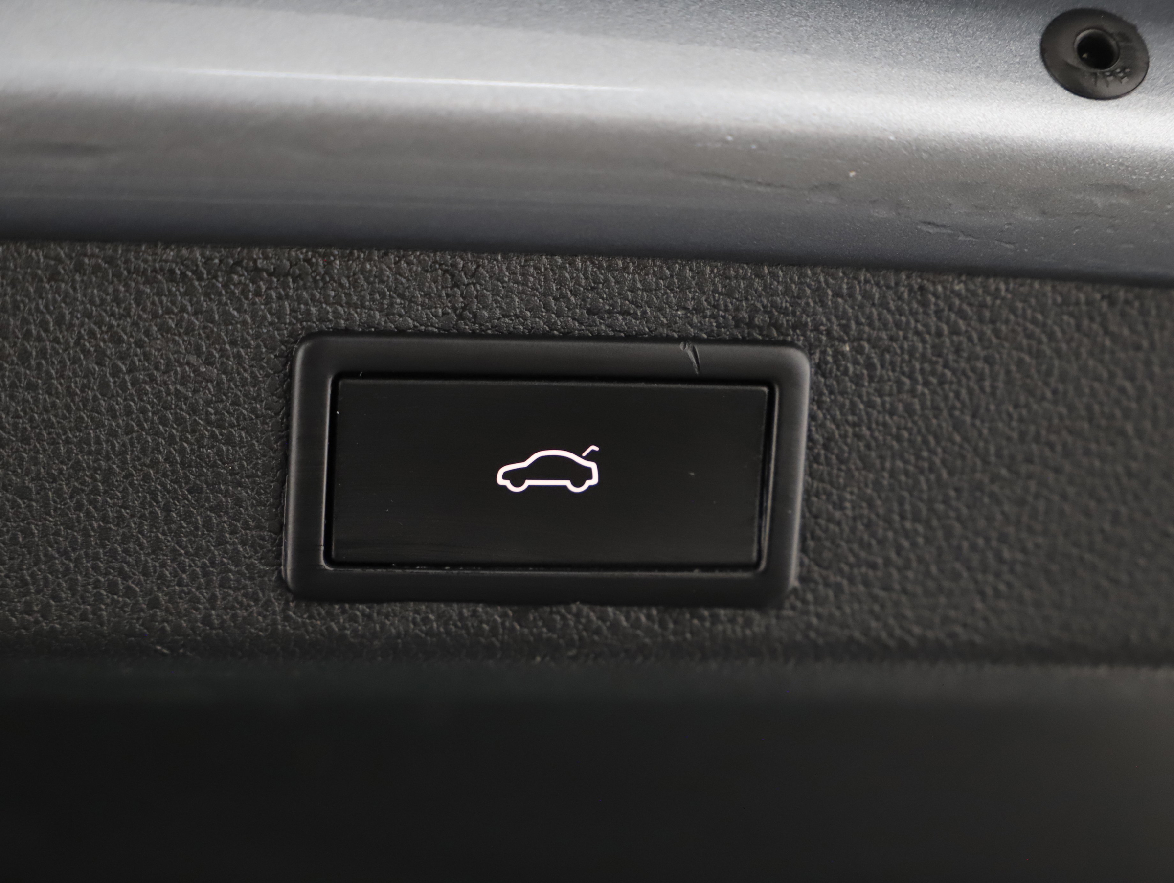 Skoda Superb Combi 1.4 TSI iV Sportline | Bild 22 von 31