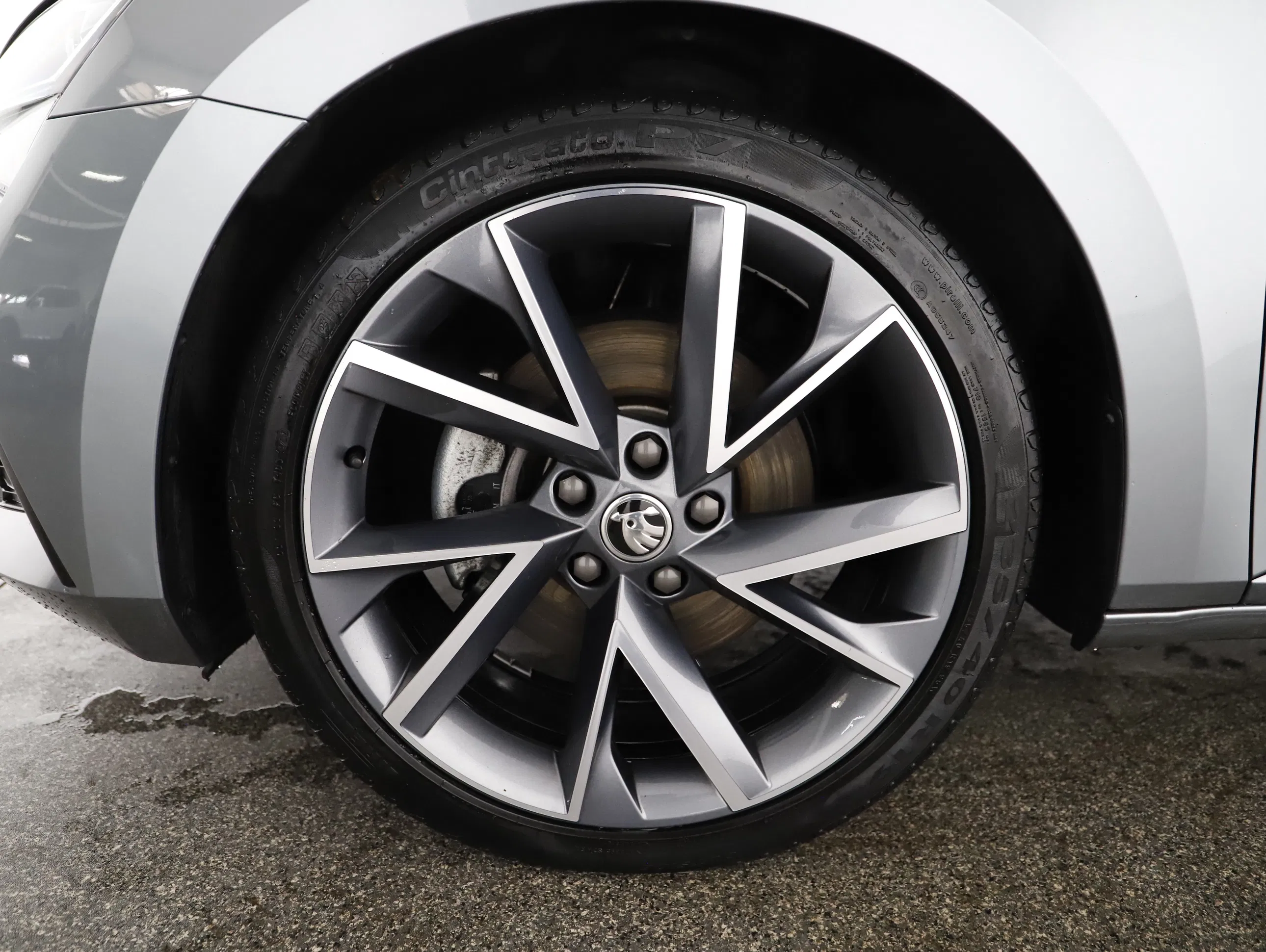 Skoda Superb Combi 1.4 TSI iV Sportline | Bild 23 von 31