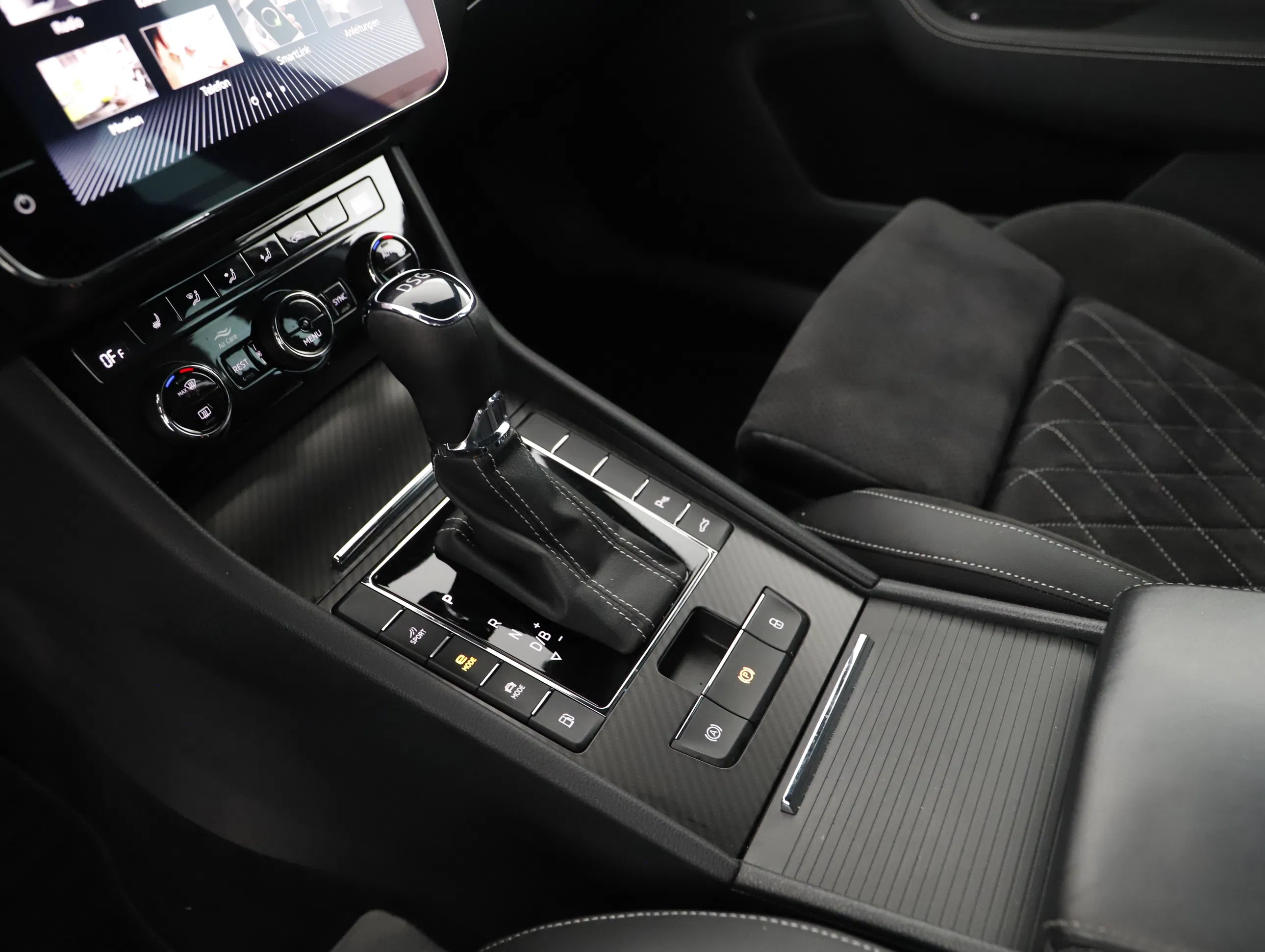 Skoda Superb Combi 1.4 TSI iV Sportline | Bild 9 von 31