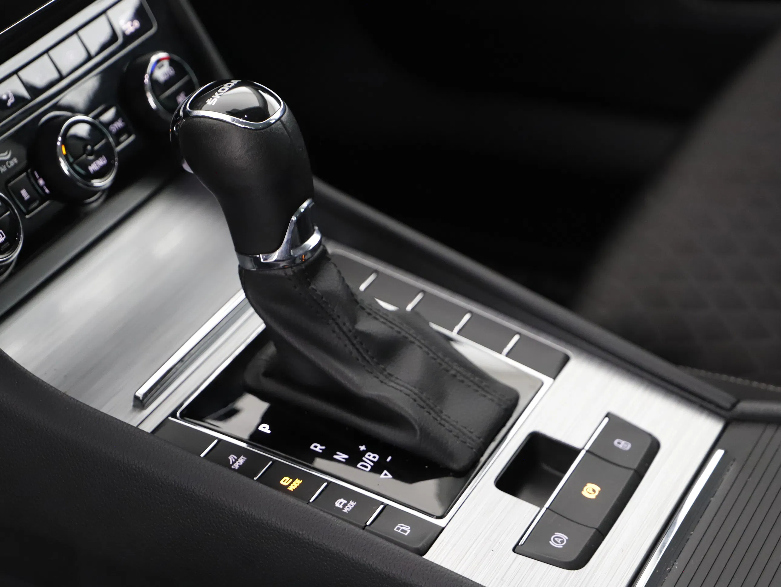Skoda SUP.COM iVAMB TS115/1.4A6F | Bild 6 von 22