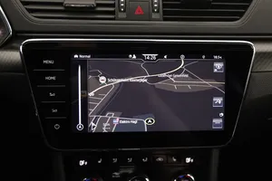 Skoda Superb Combi 1.4 TSI iV Sportline | Thumbnail 12 von 27
