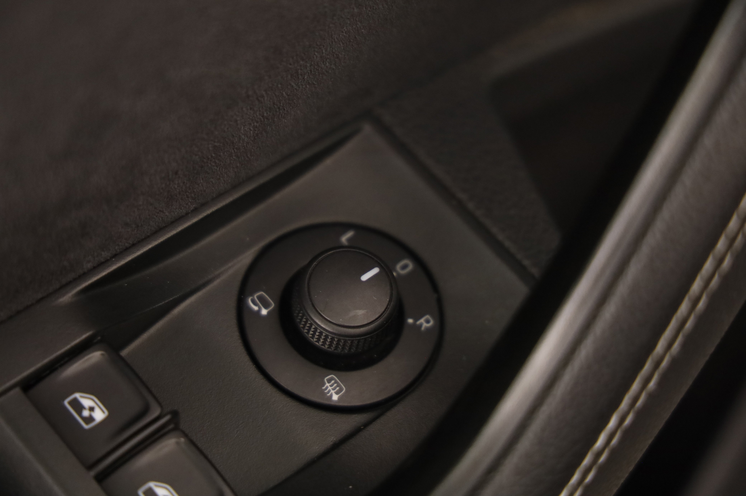 Skoda Superb Combi 1.4 TSI iV Sportline | Bild 20 von 27